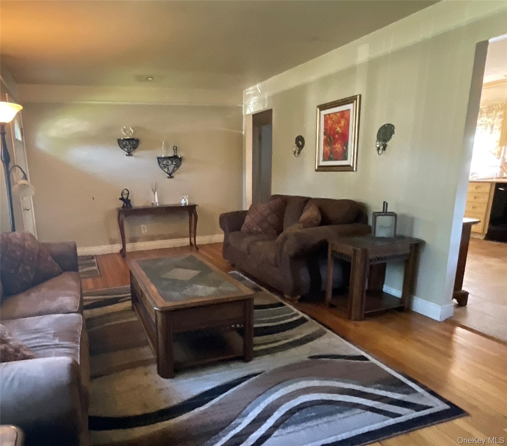 28 Pleasant Avenue thumbnail 3