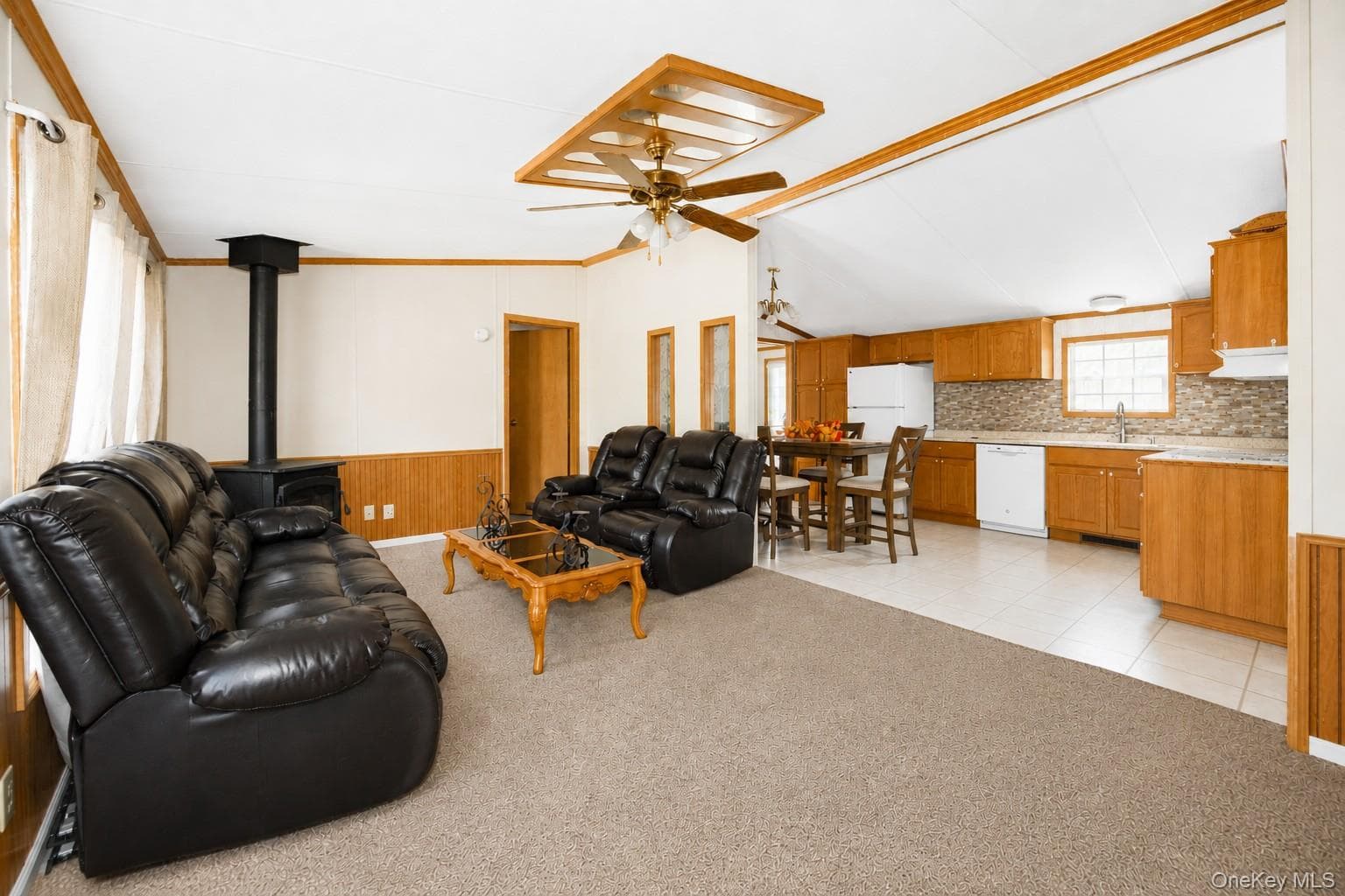 42 Feller Court thumbnail 3