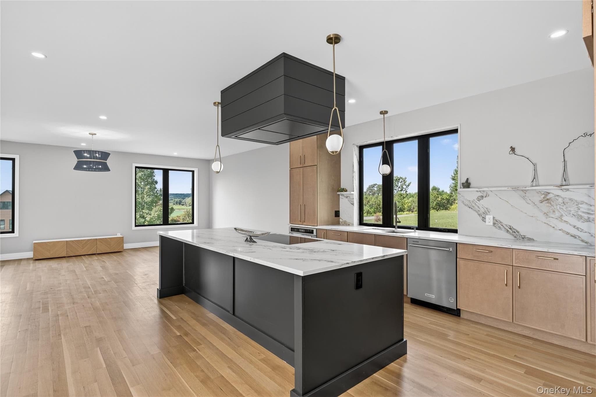 14 Warwick Isle Boulevard thumbnail 12
