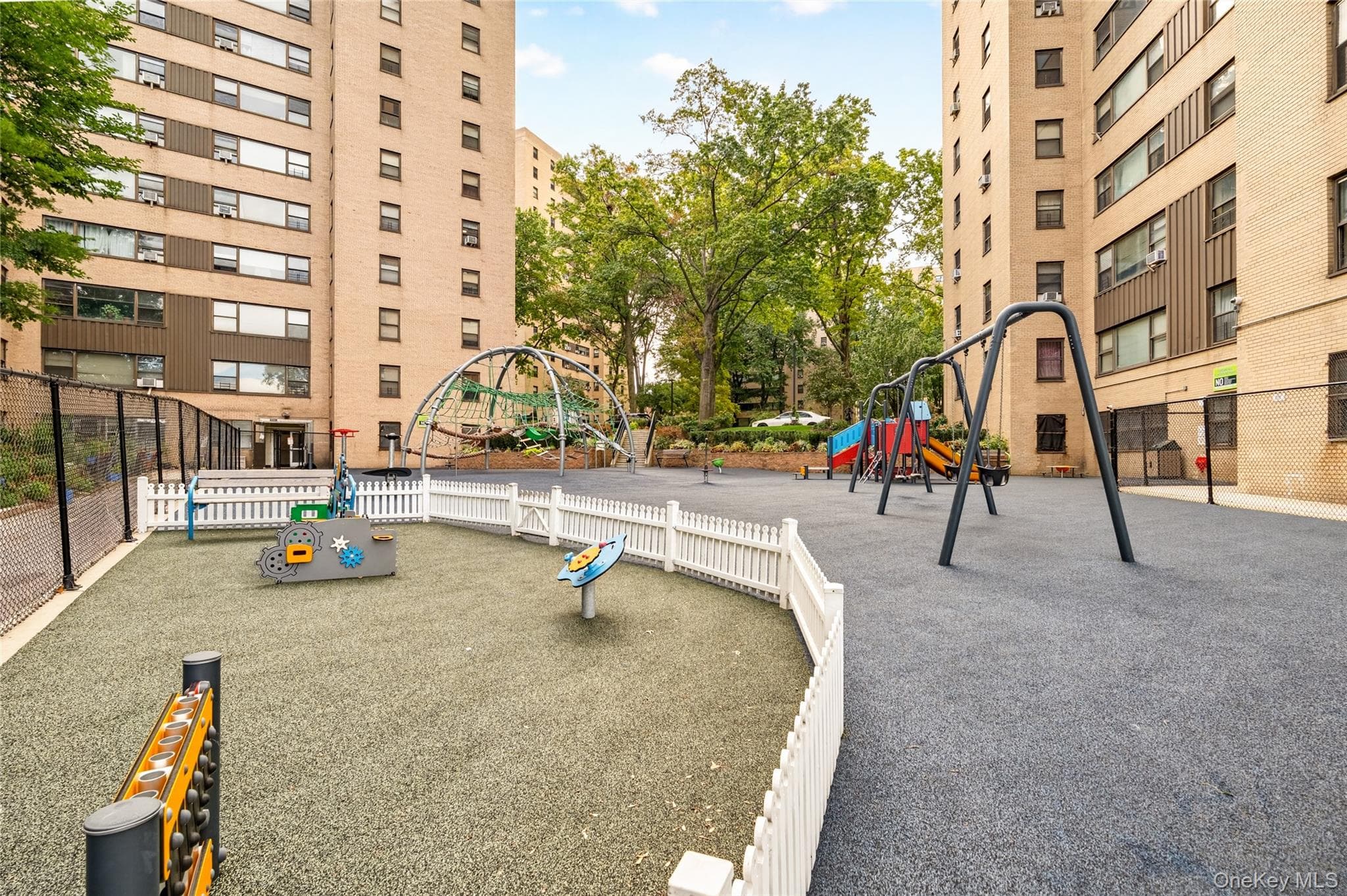 5 Fordham Hill Oval Unit: 16B thumbnail 12