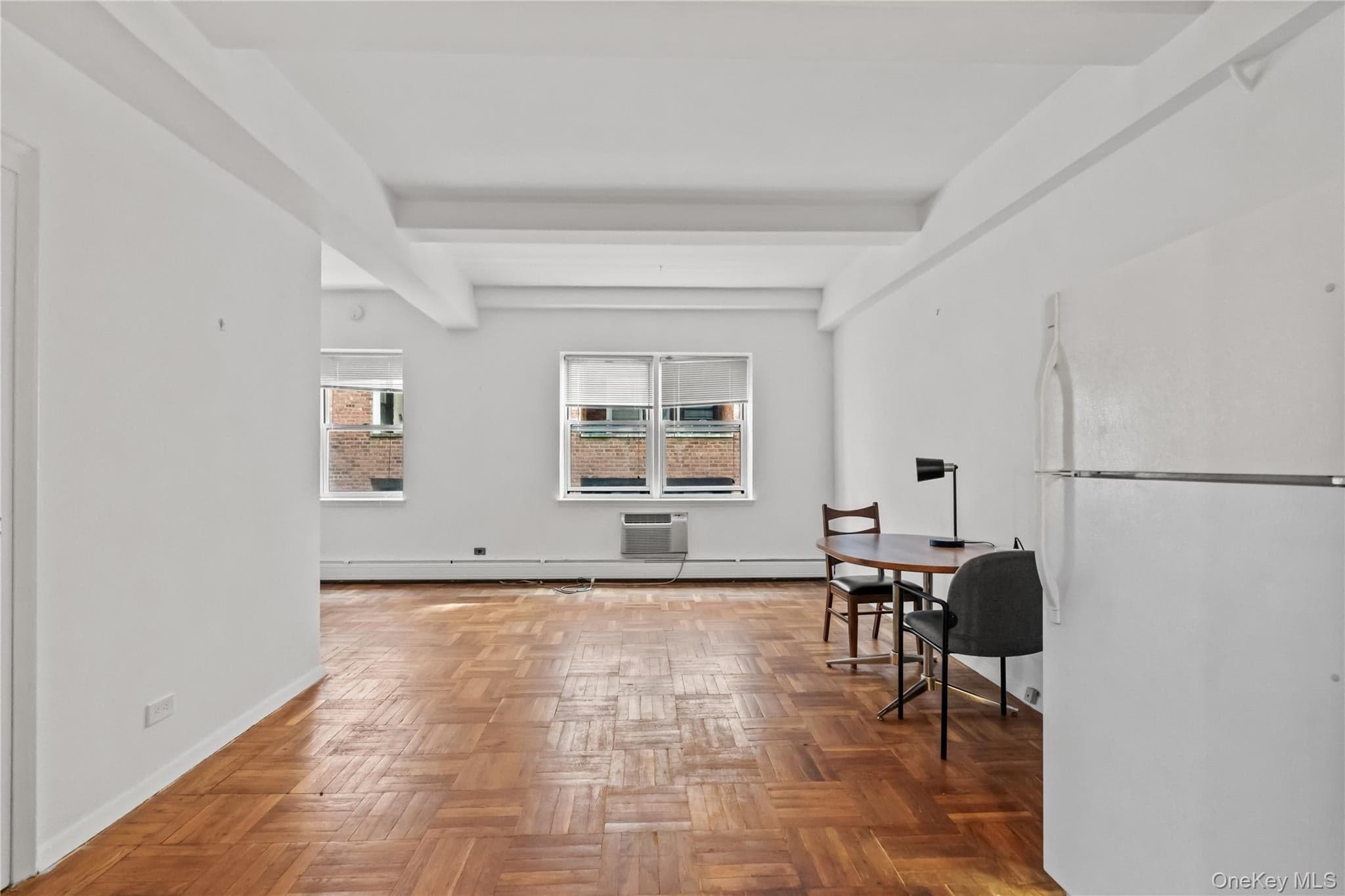 120 E Hartsdale Avenue Unit: 1C thumbnail 4