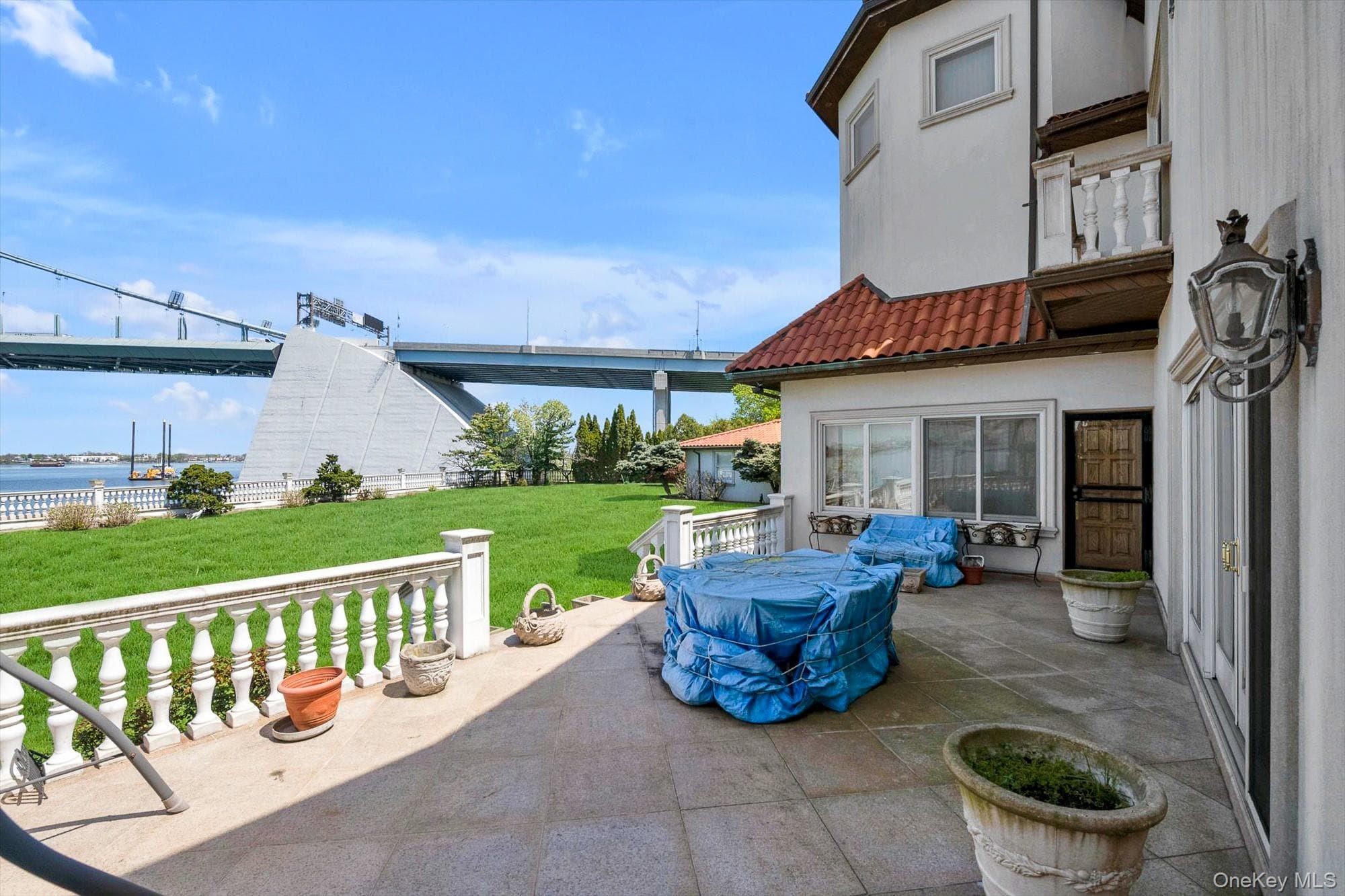 118 Malba Drive thumbnail 30
