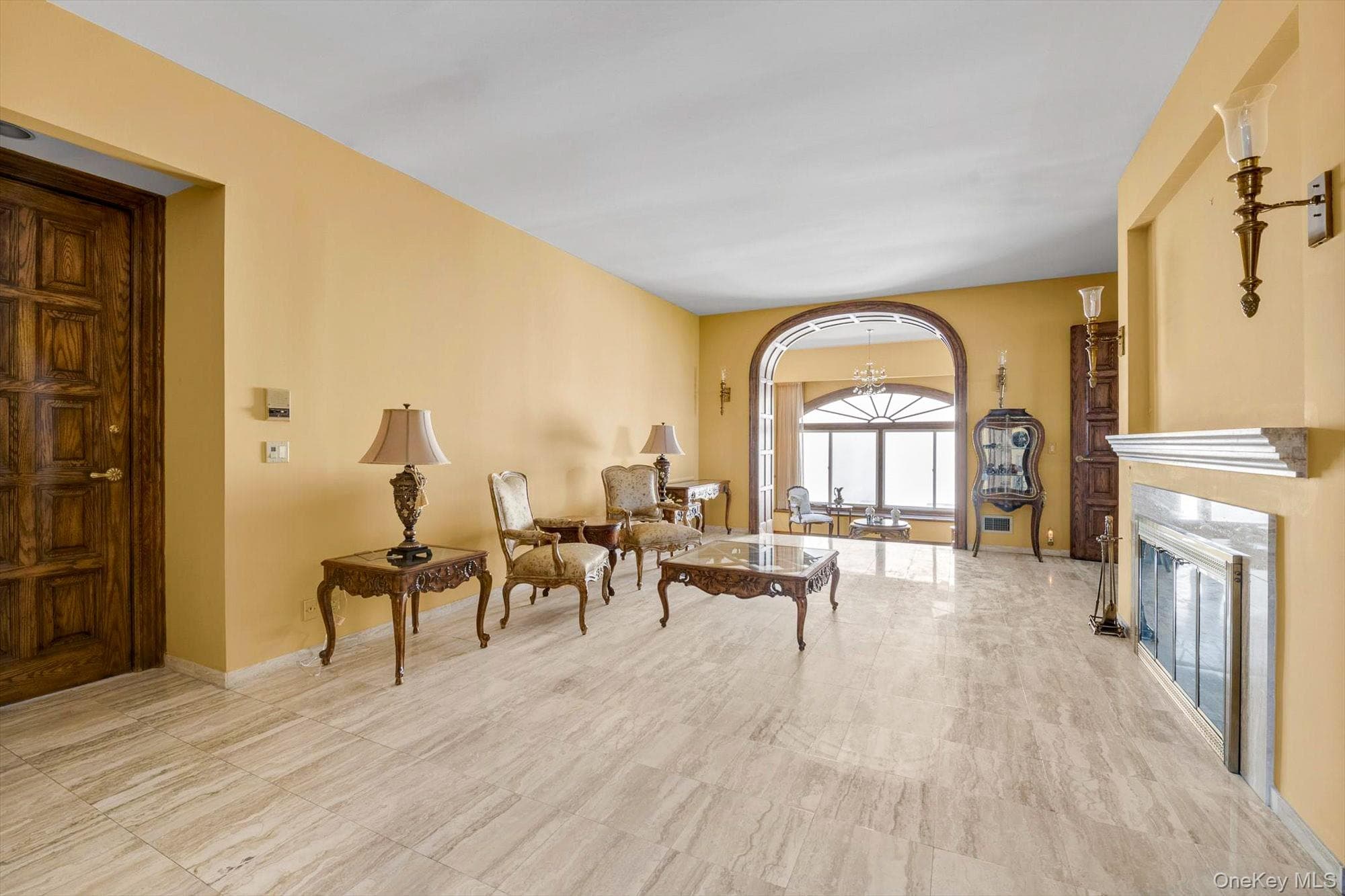 118 Malba Drive thumbnail 4