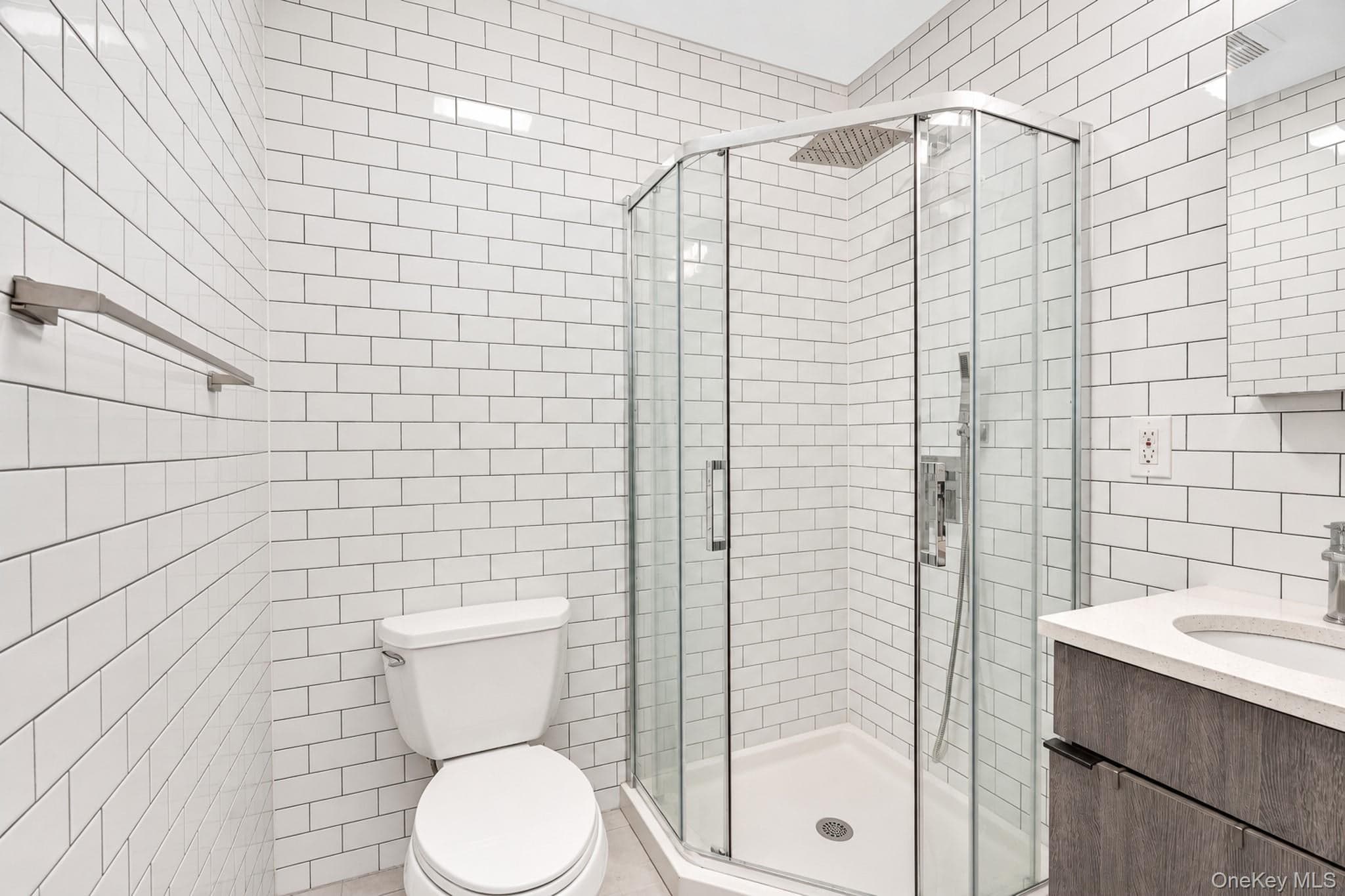 1652 Stillwell Avenue Unit: 2B thumbnail 8