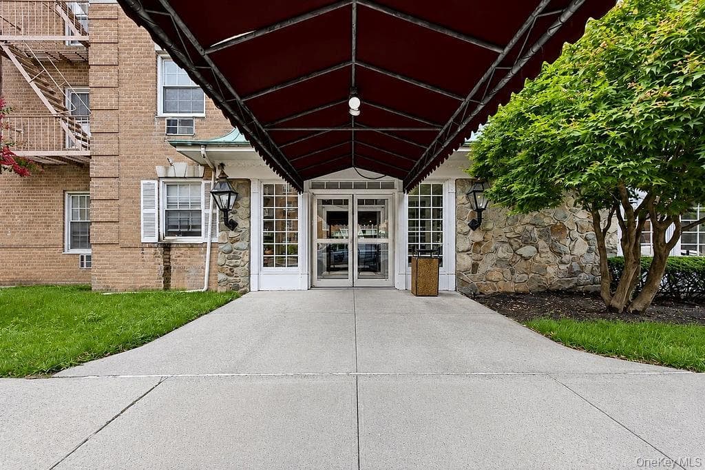 84-29 153rd Avenue Unit: 5A, Howard Beach