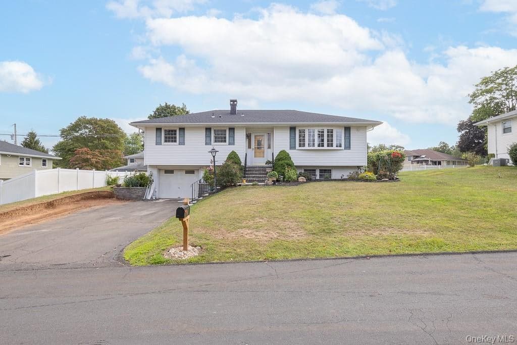 18 De Halve Maen Drive, Stony Point
