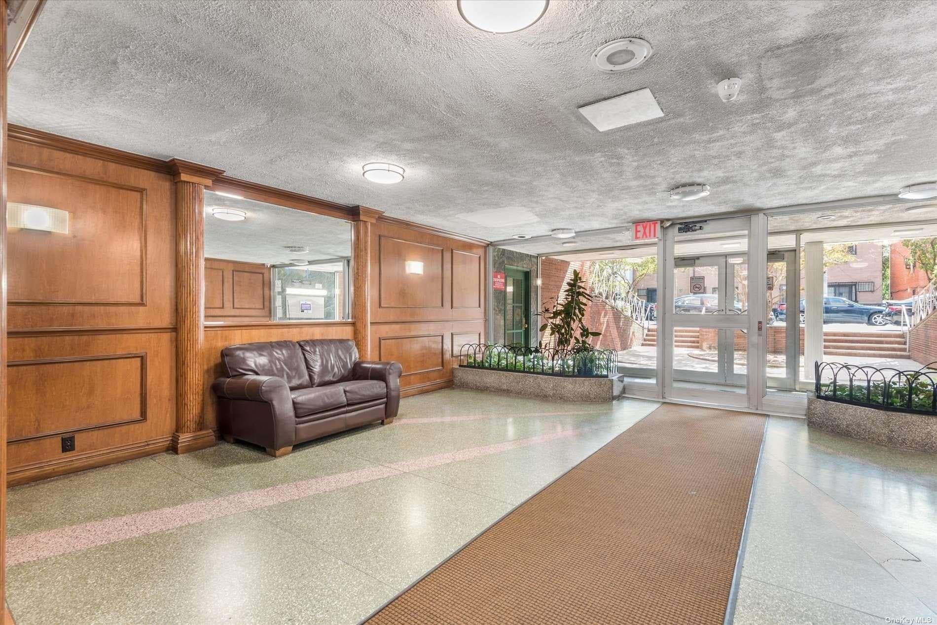 65-15 38th Avenue Unit: 5R thumbnail 12