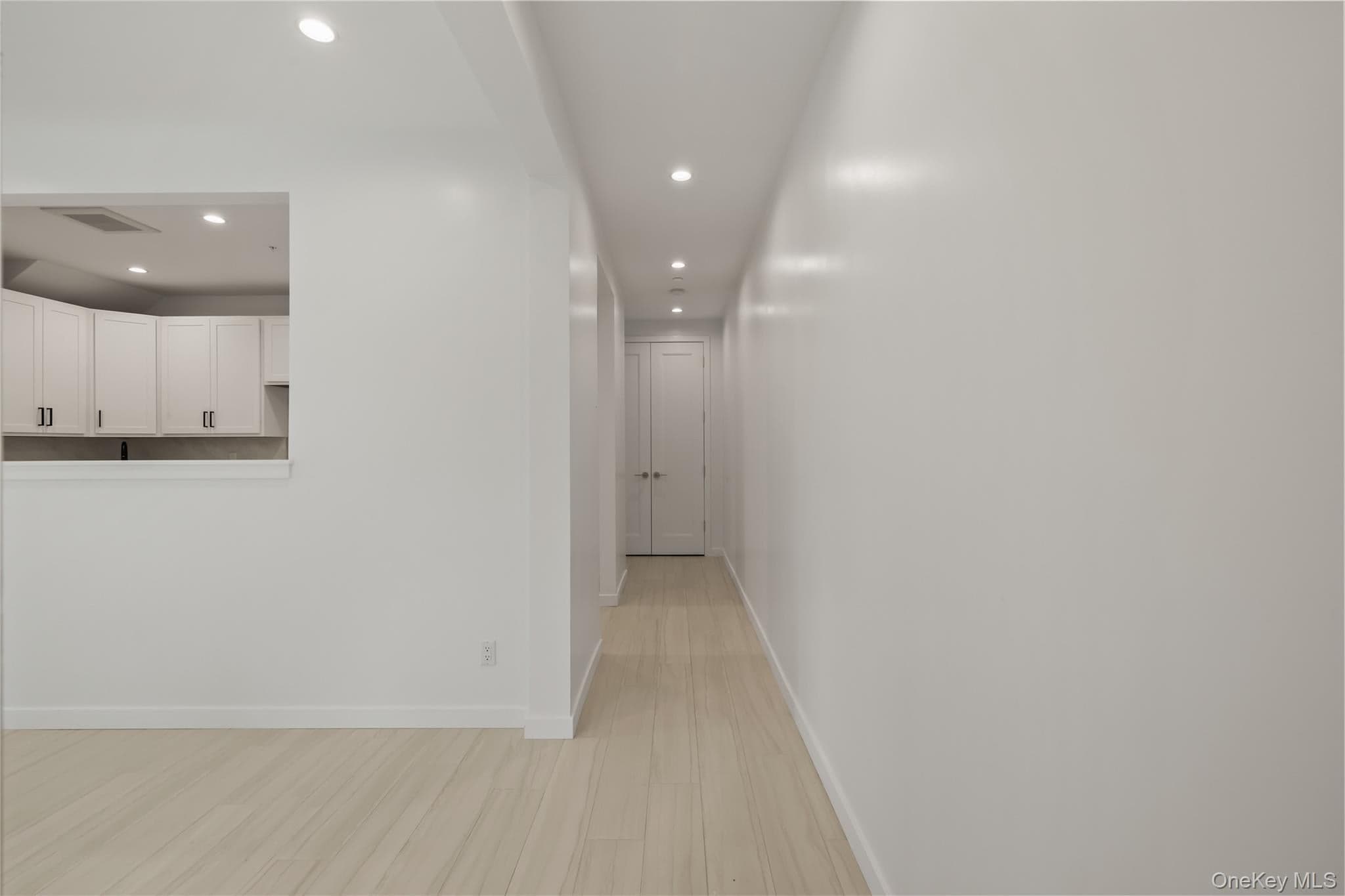 48 Noyes Avenue Unit: 201 thumbnail 35