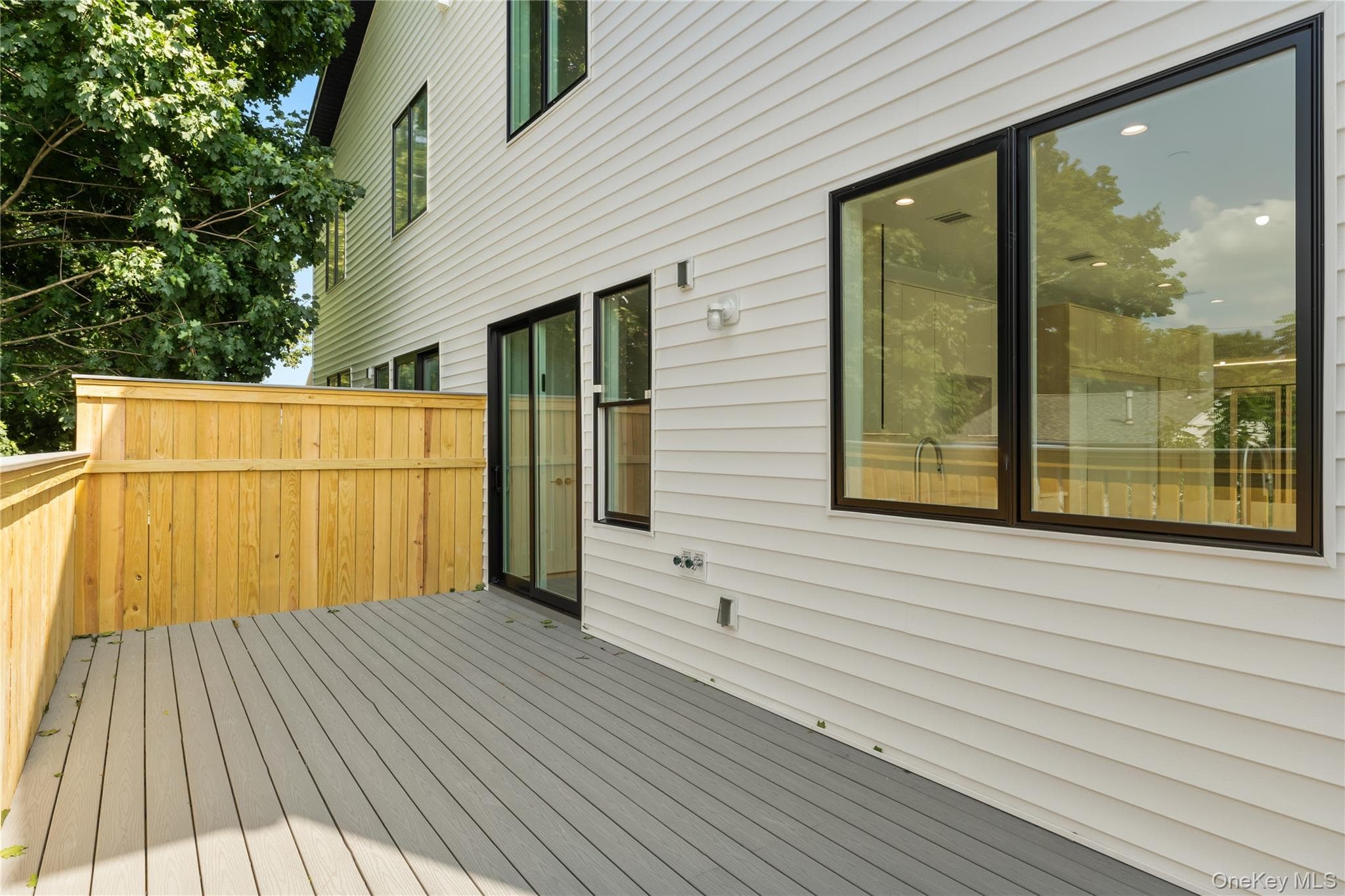 48 Noyes Avenue Unit: 201 thumbnail 21
