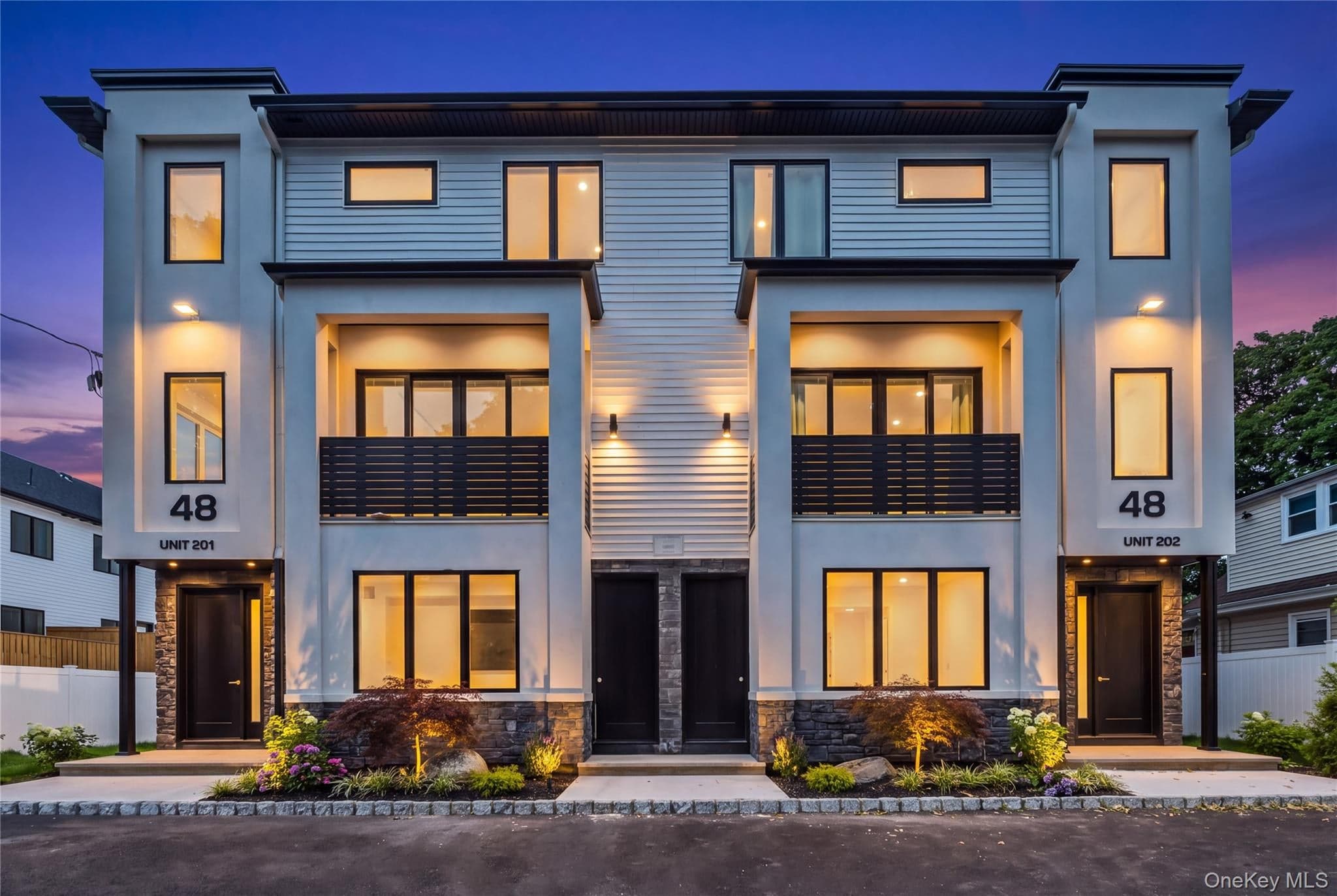 48 Noyes Avenue Unit: 201, Spring Valley