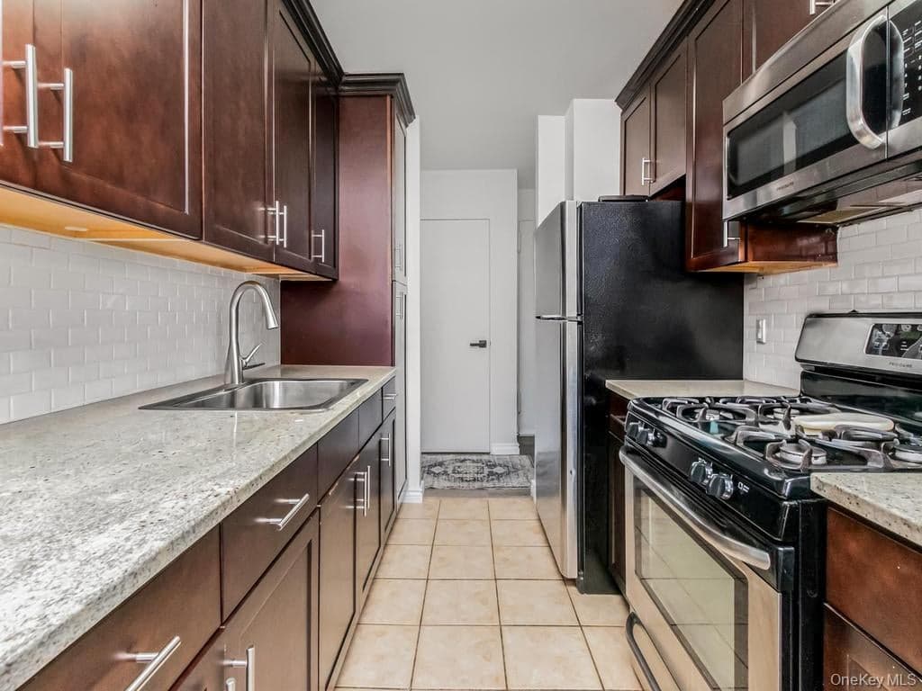 920 Metcalf Avenue Unit: 14J thumbnail 7