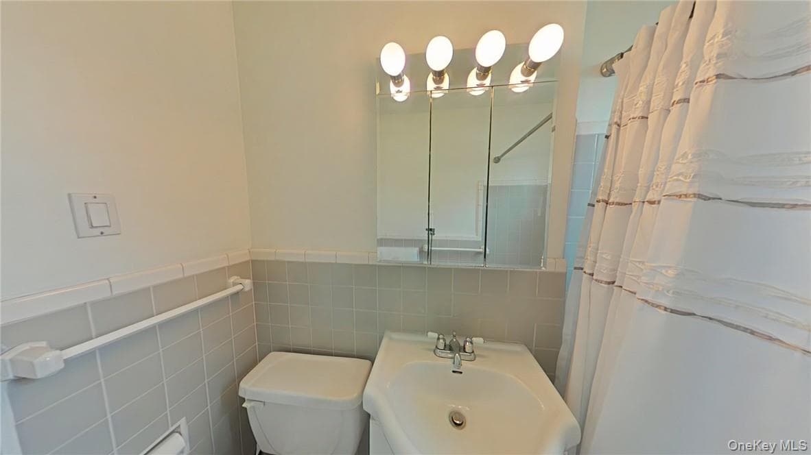 5645 Netherland Avenue Unit: 6D thumbnail 8