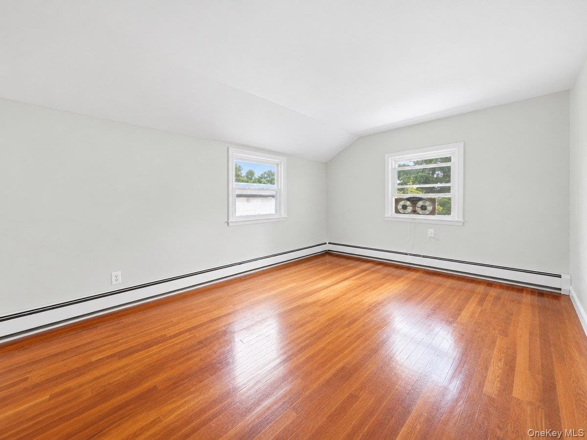 140 Whitman Road thumbnail 12