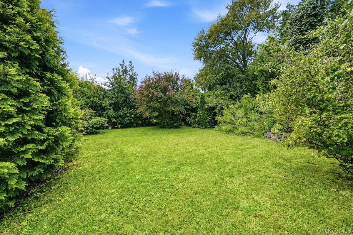 140 Whitman Road thumbnail 22