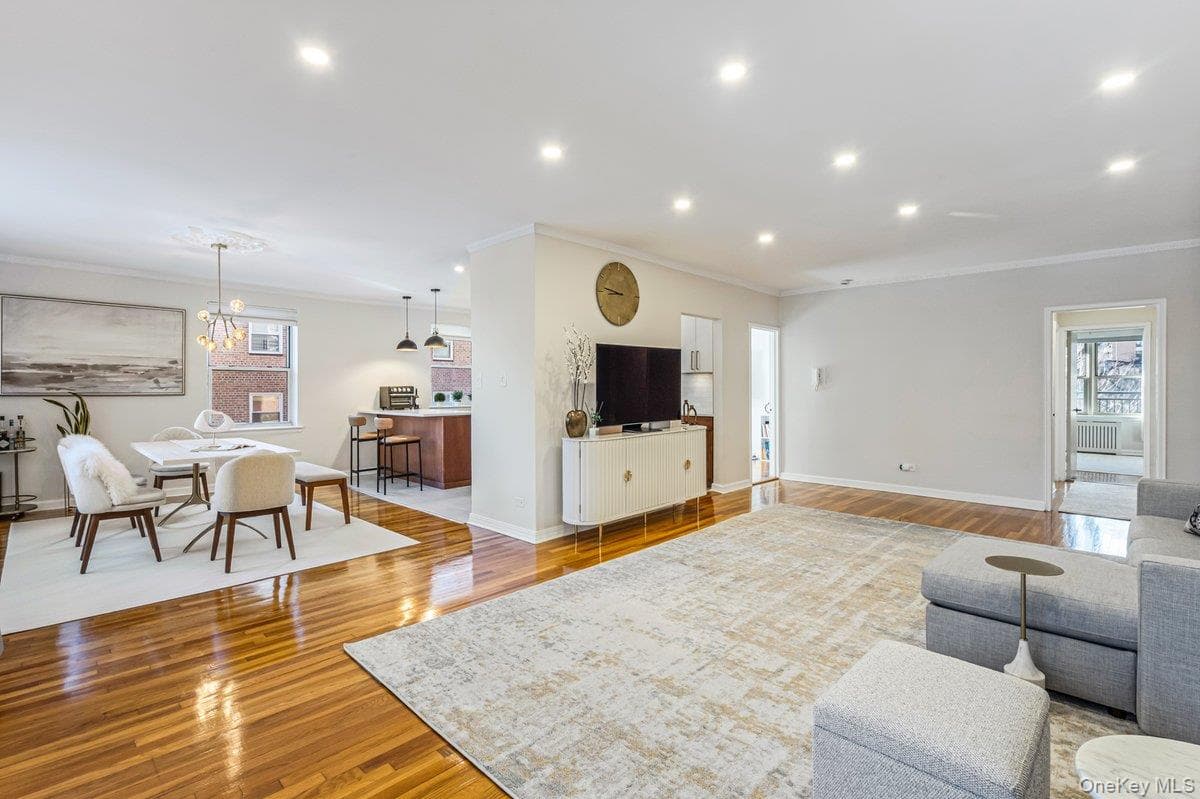 162-01 Powells Cove Boulevard Unit: 2D thumbnail 12