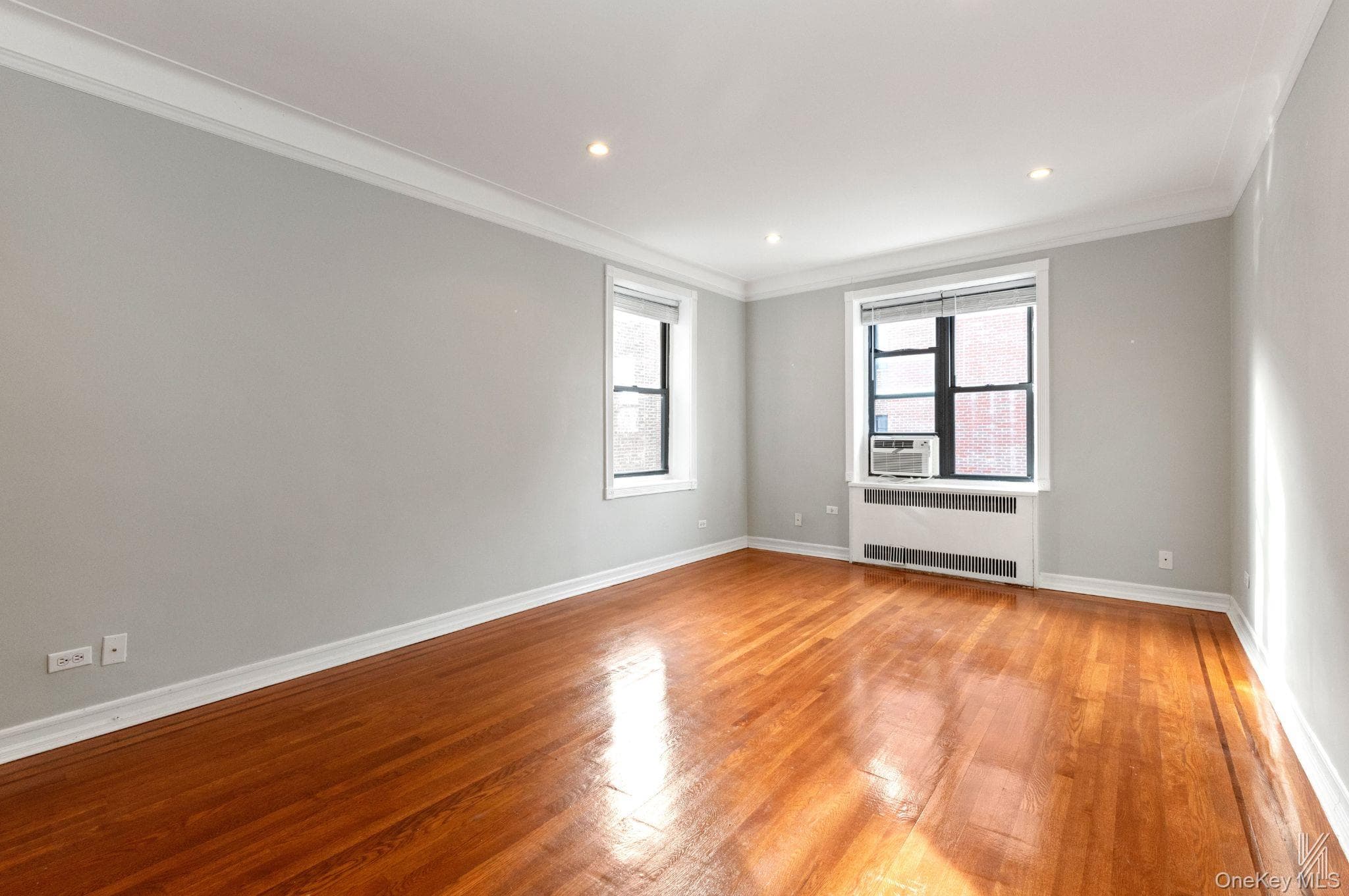 25-40 31st Avenue Unit: 6E thumbnail 5