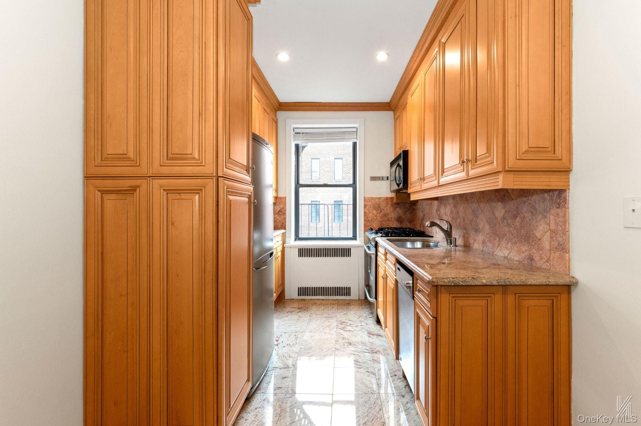 25-40 31st Avenue Unit: 6E thumbnail 9