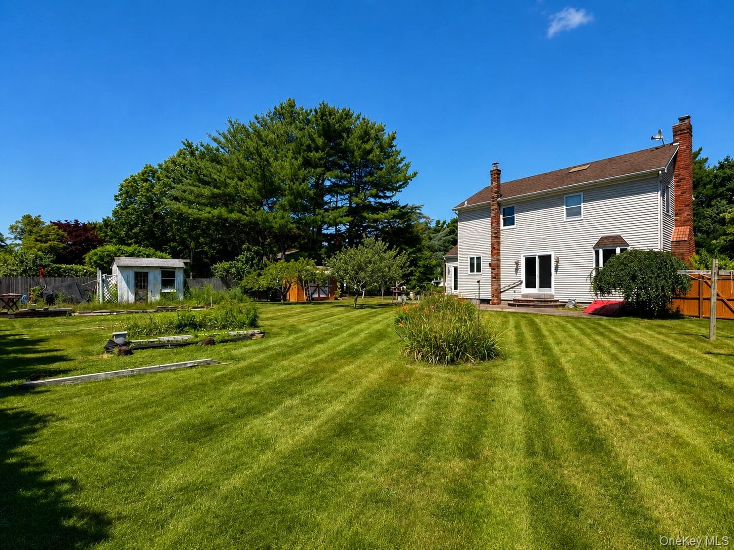 6 Roberts Lane thumbnail 26