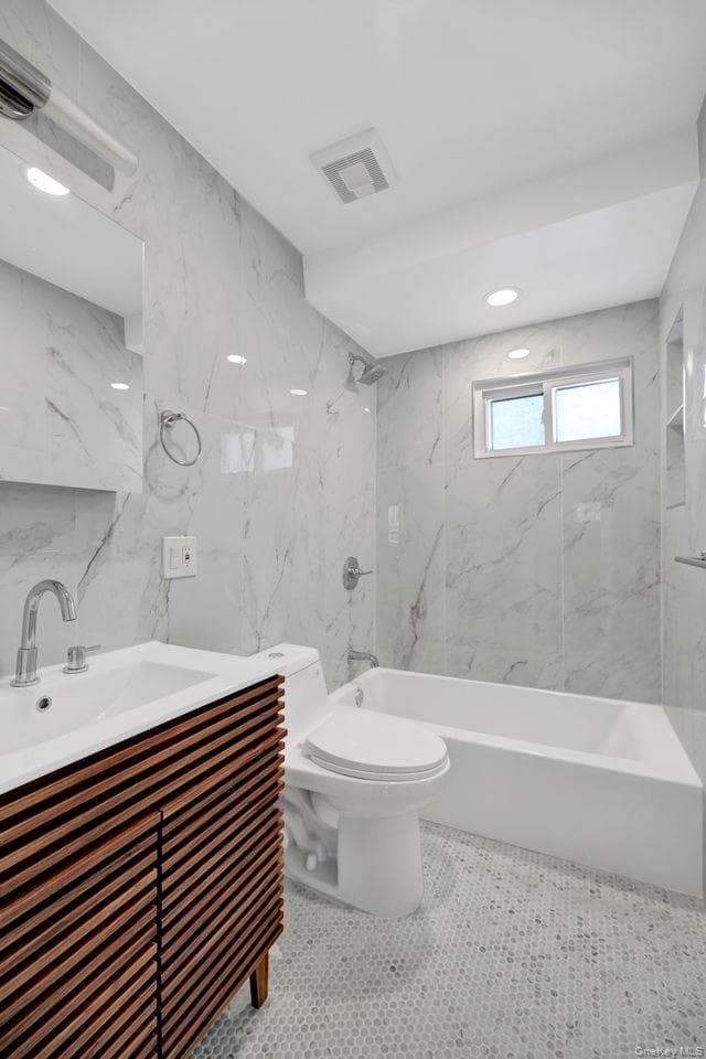 870 Southern Parkway thumbnail 12