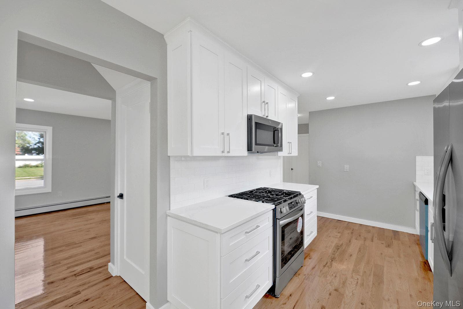 870 Southern Parkway thumbnail 2
