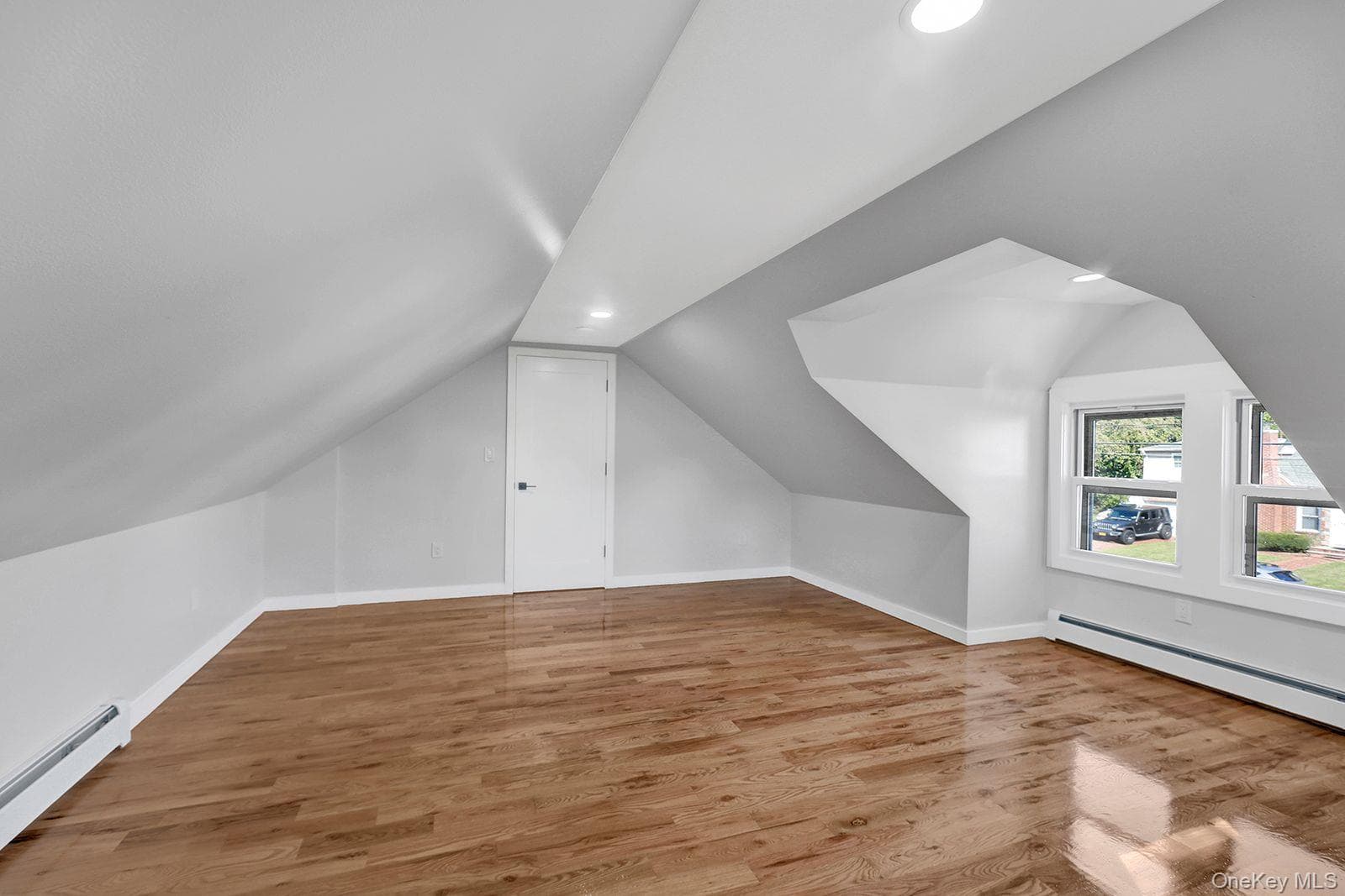 870 Southern Parkway thumbnail 16