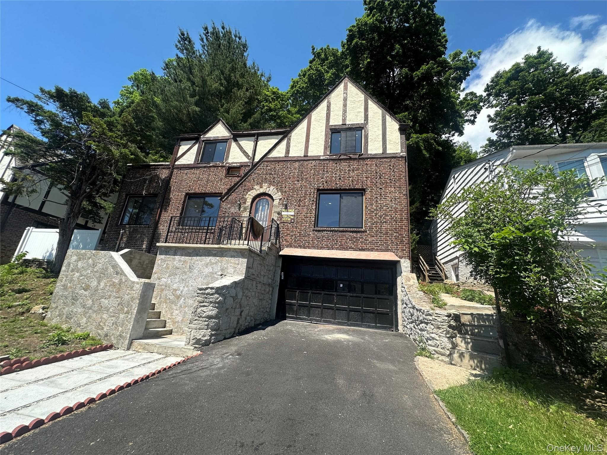 55 Brookdale Drive thumbnail 2