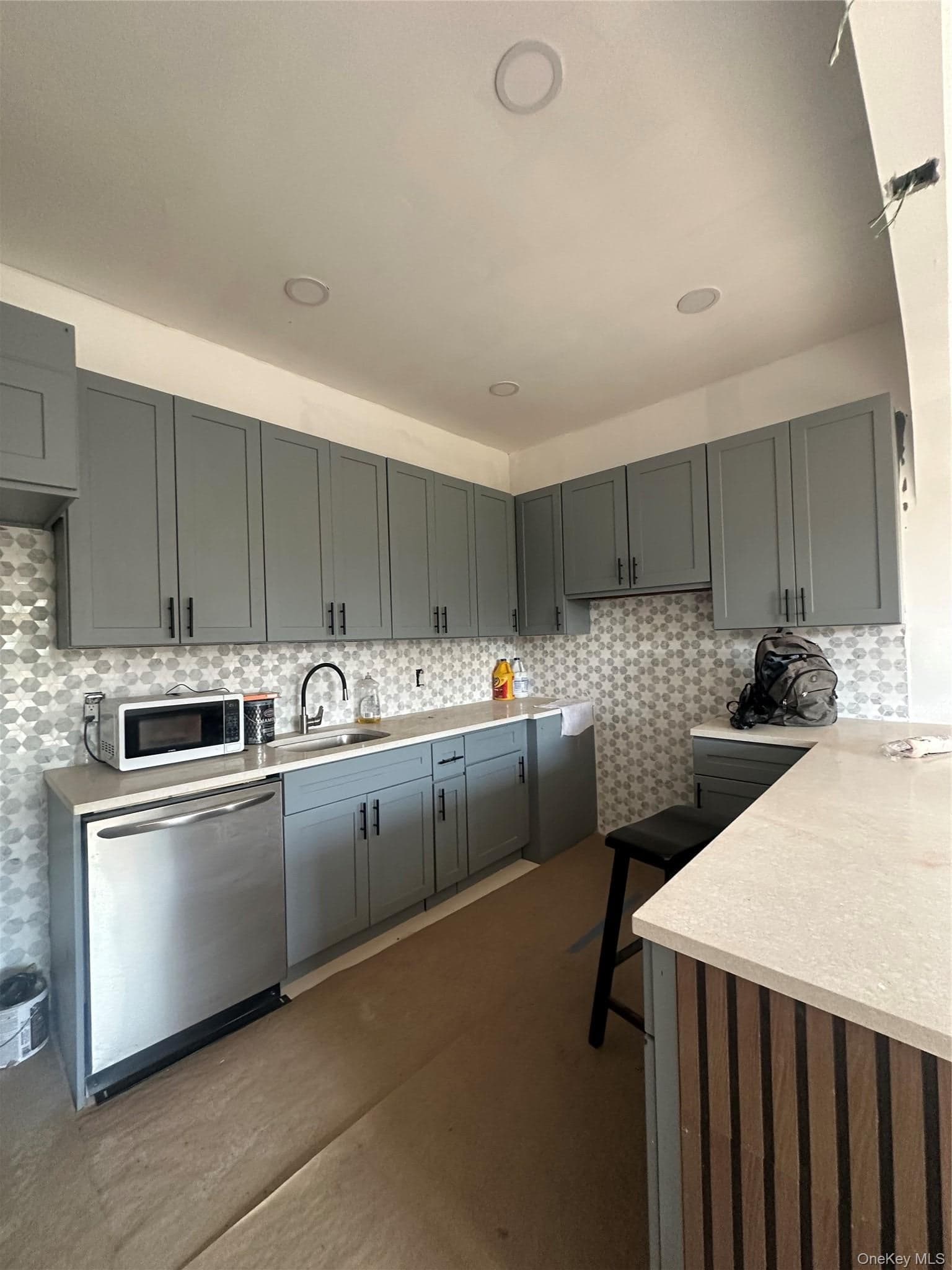 55 Brookdale Drive thumbnail 4