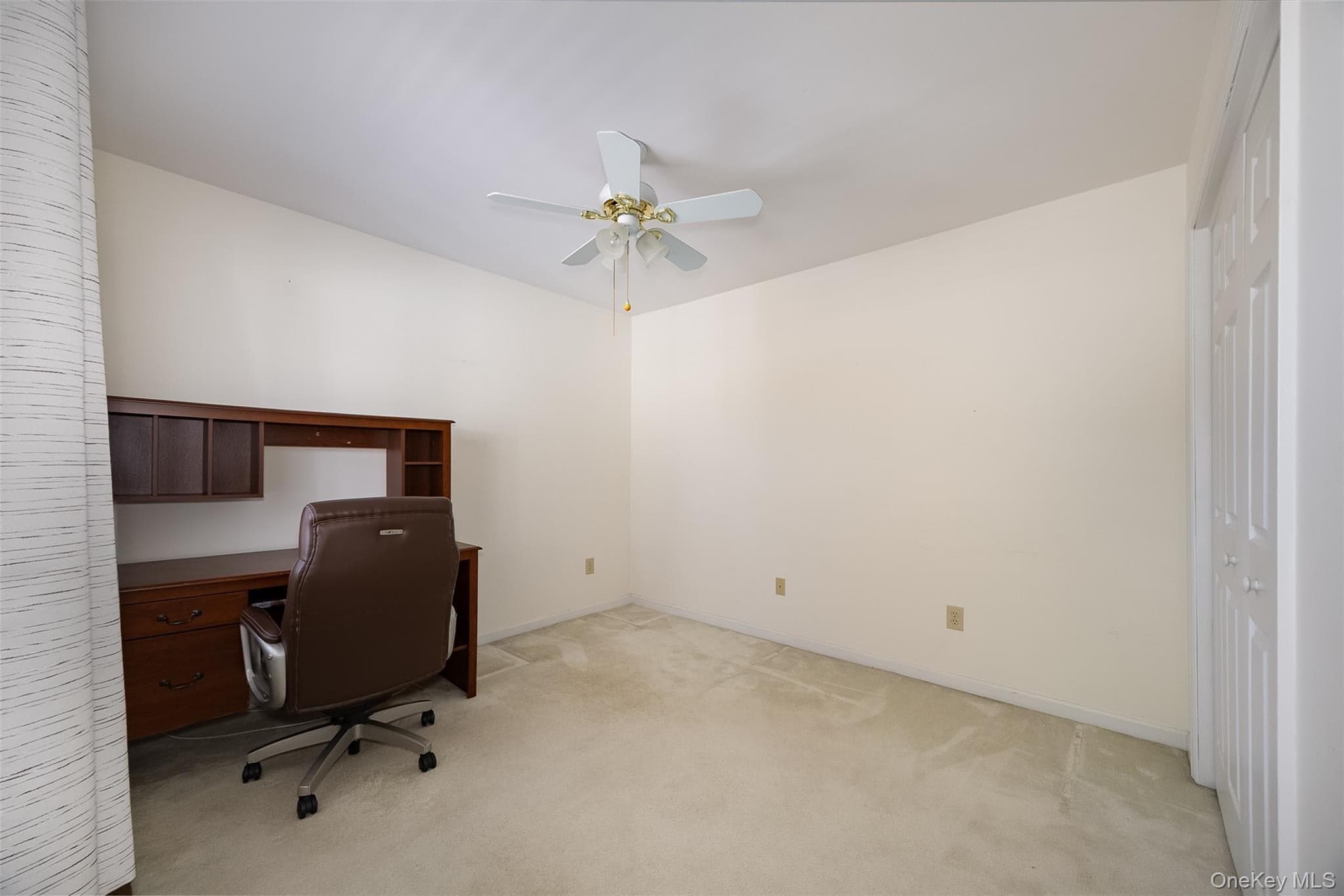 86 Turnberry Court thumbnail 24