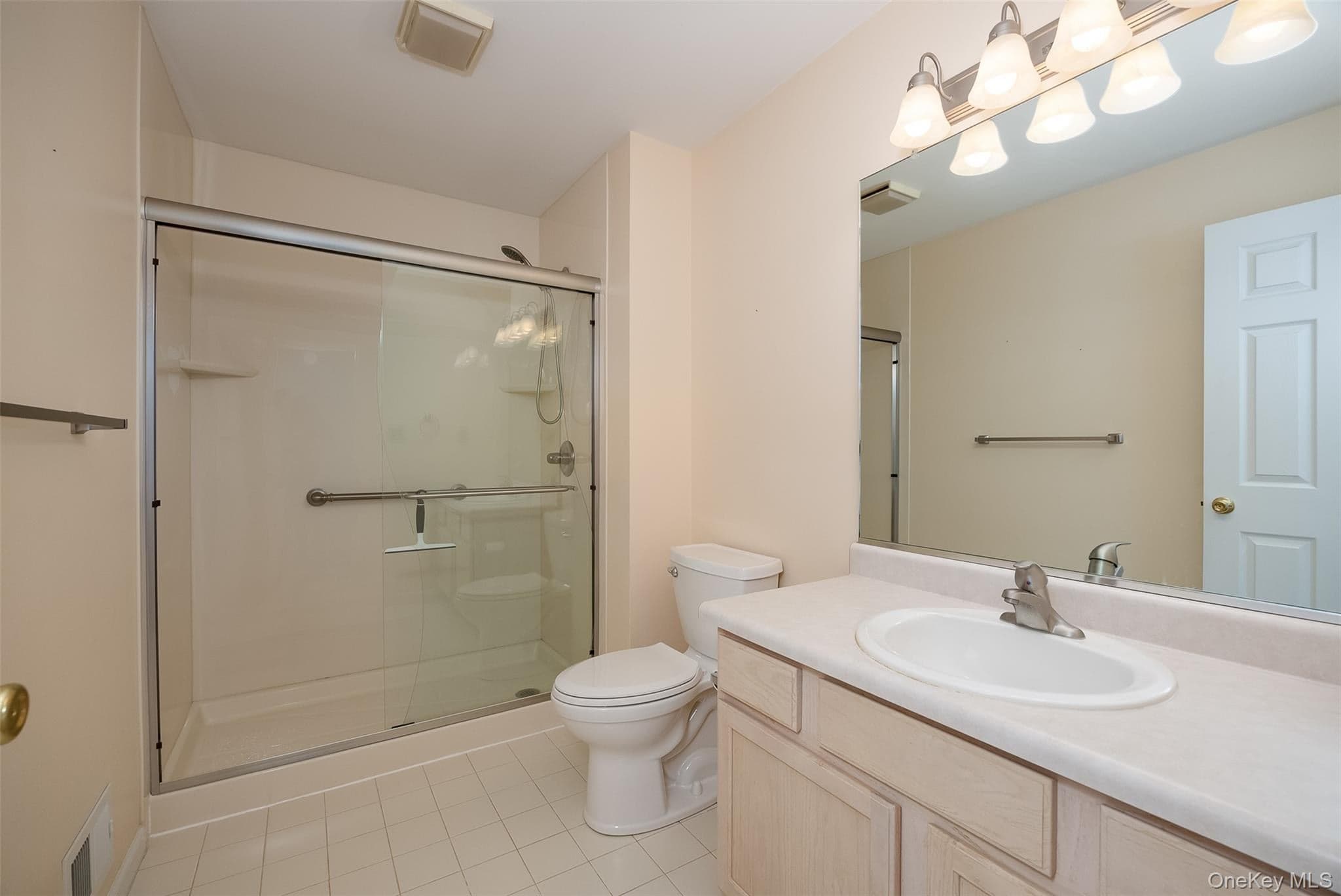 86 Turnberry Court thumbnail 26