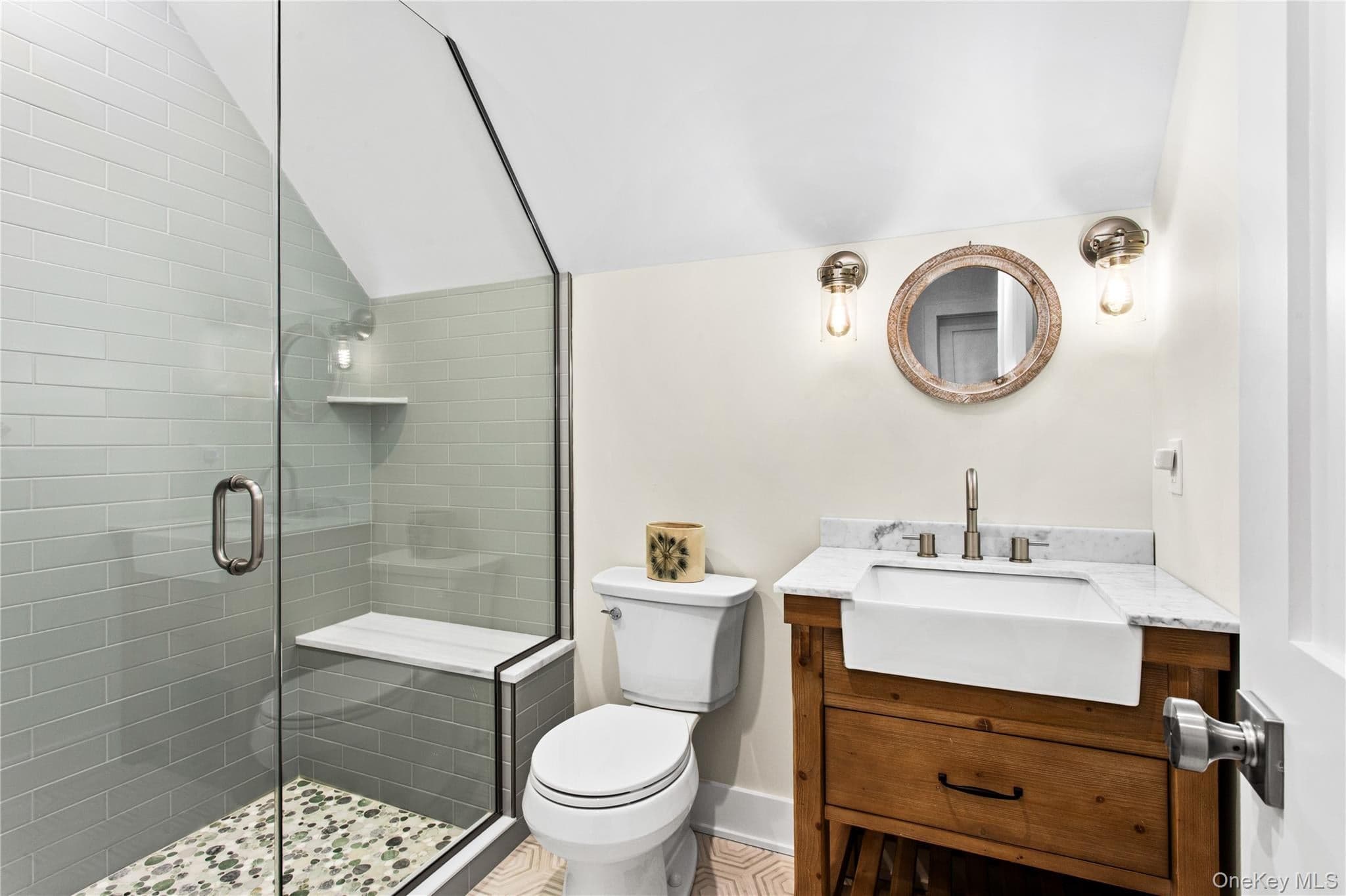 9 Deerland Drive thumbnail 18