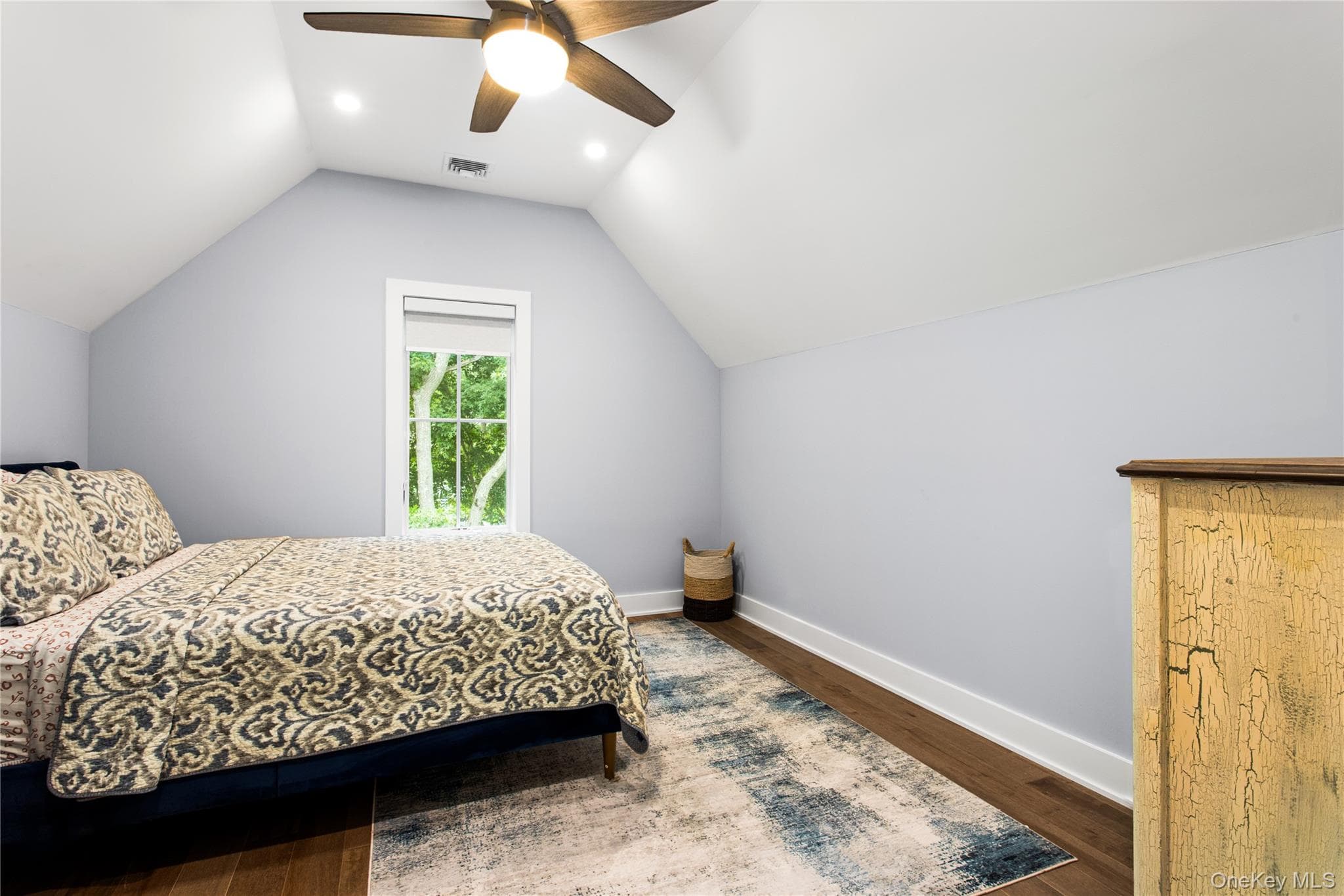 9 Deerland Drive thumbnail 16