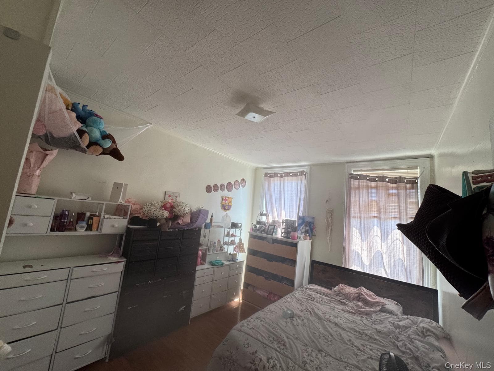 4311 Queens Boulevard thumbnail 11