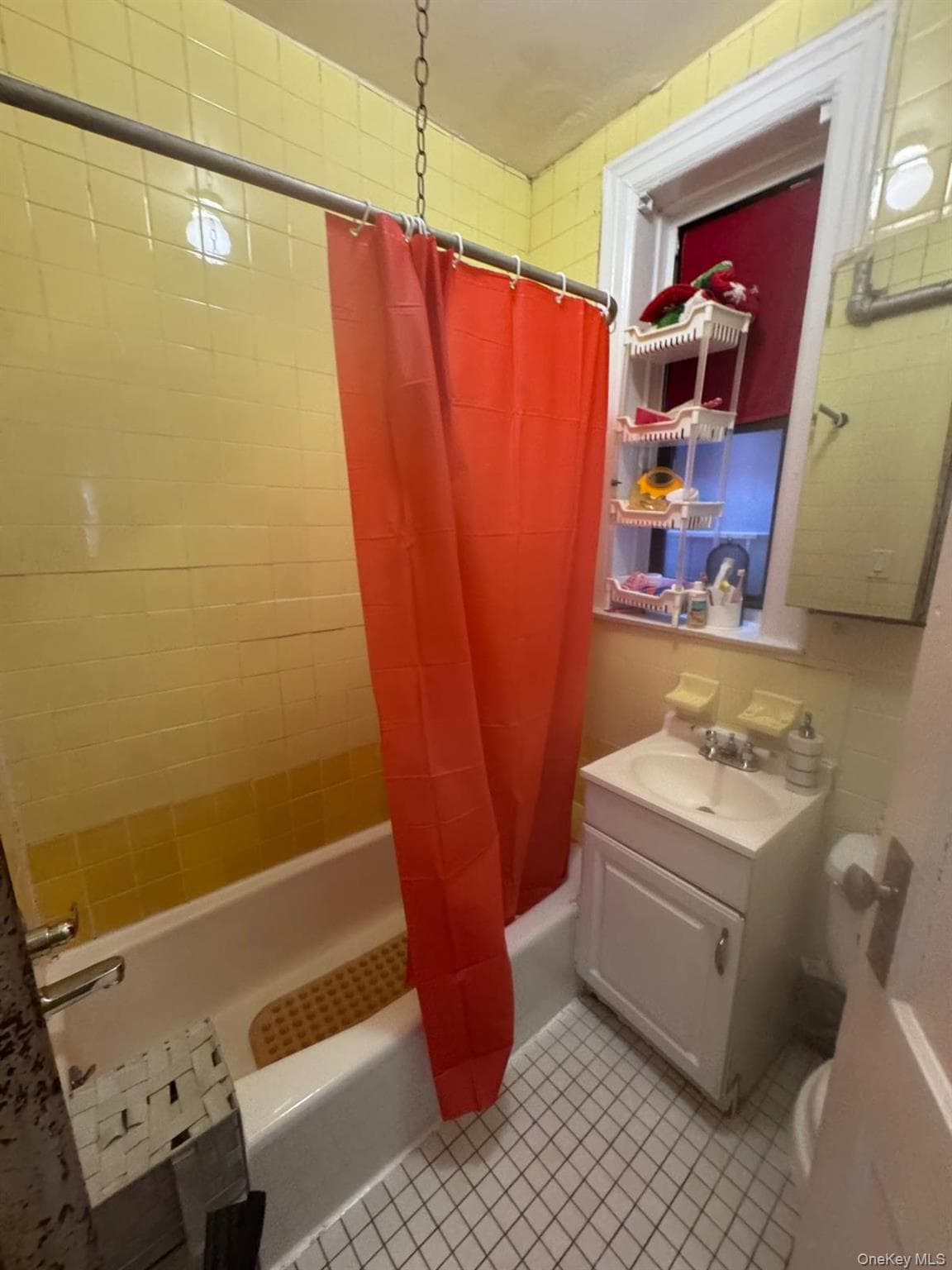 4311 Queens Boulevard thumbnail 12