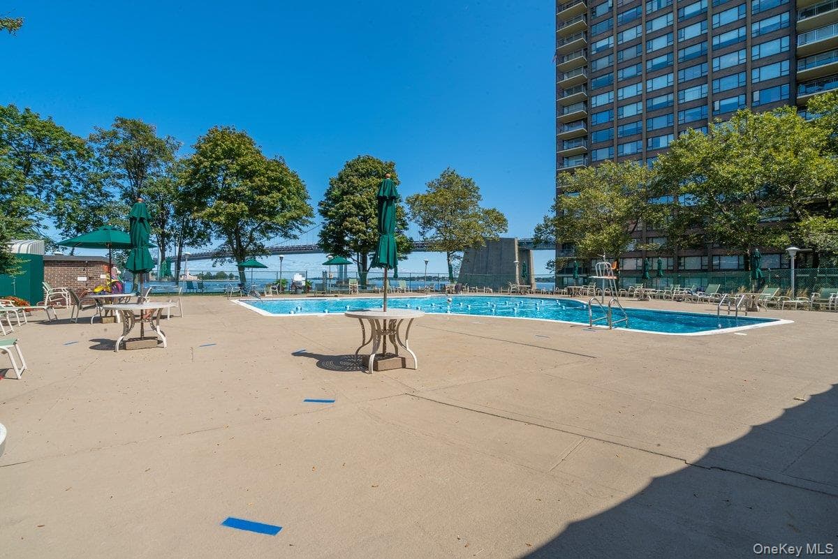 166-25 Powells Cove Boulevard Unit: 6M thumbnail 27