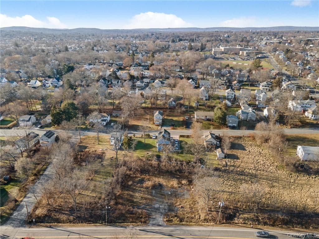 47 Carpenter Avenue thumbnail 5