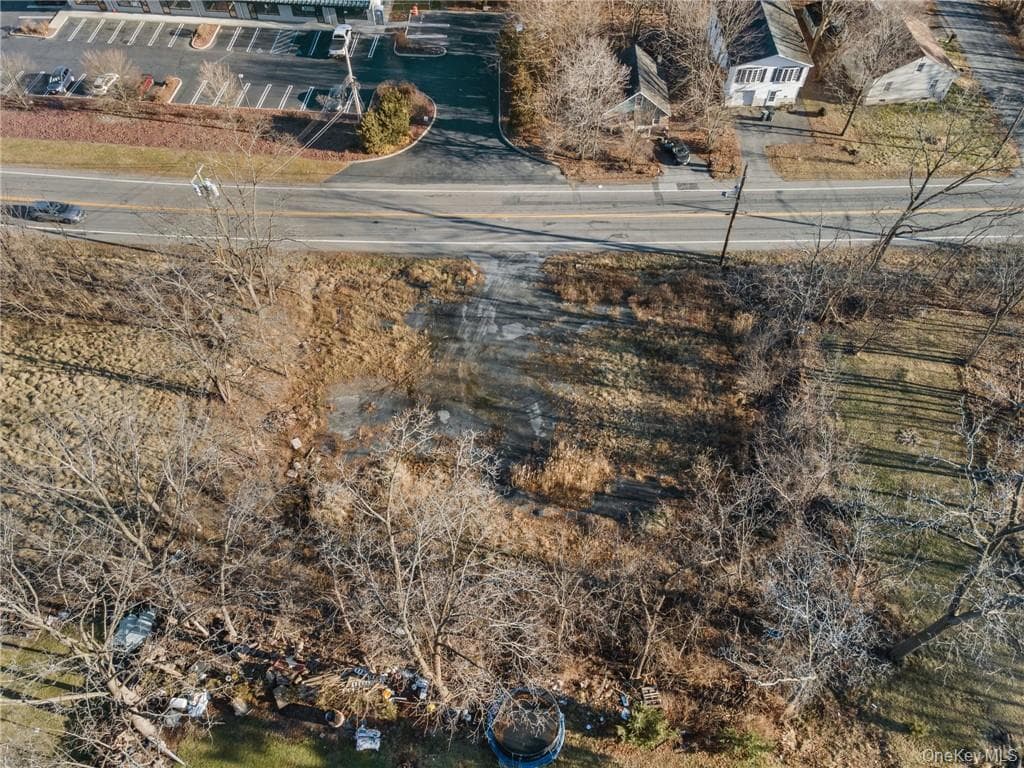 47 Carpenter Avenue thumbnail 3