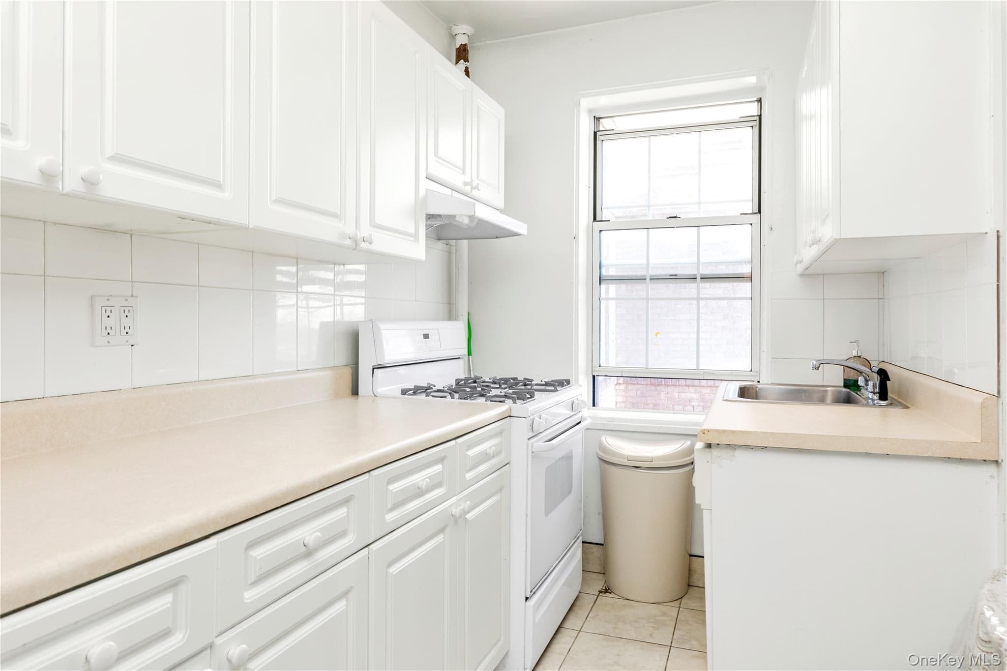 51-40 30th Avenue Unit: 5B thumbnail 3