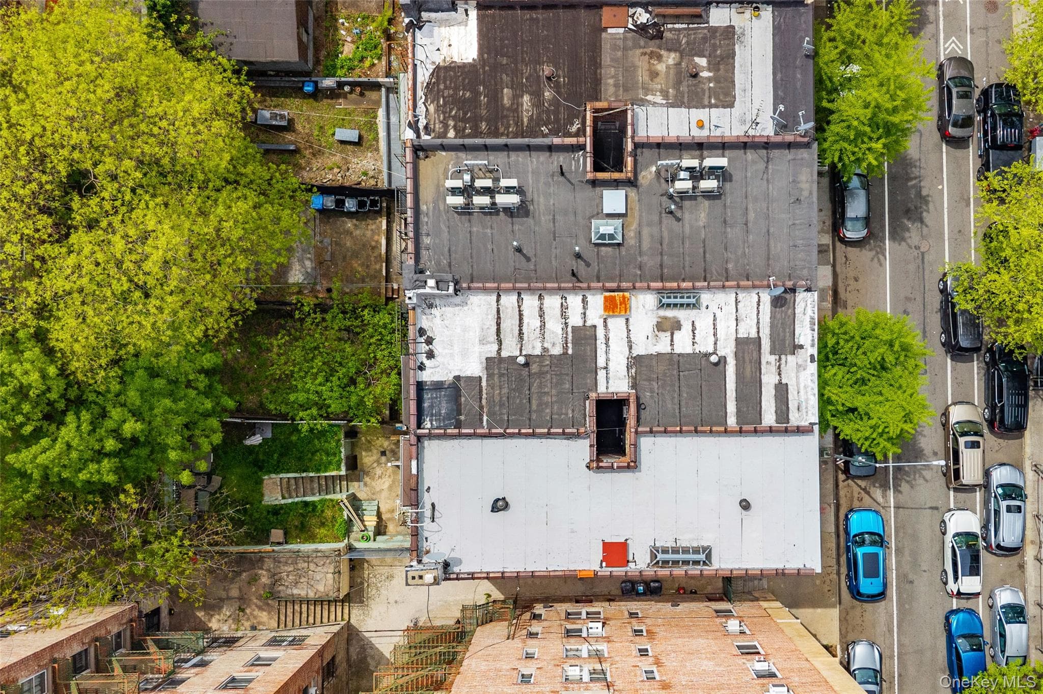 1068 Walton Avenue thumbnail 33