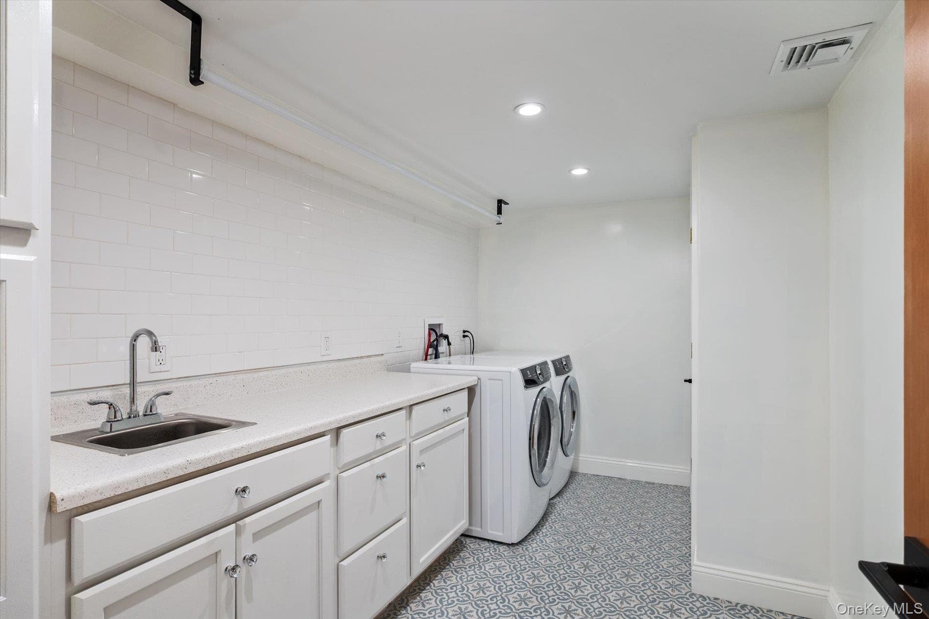 6 Tanyard Lane thumbnail 25