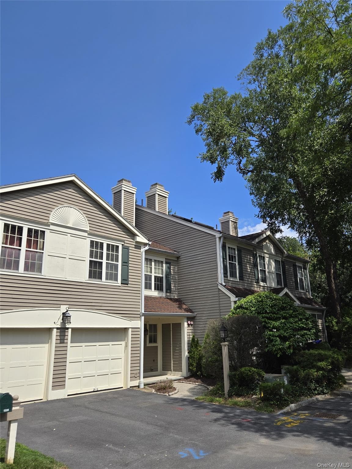 1506 Pondcrest Lane, White Plains