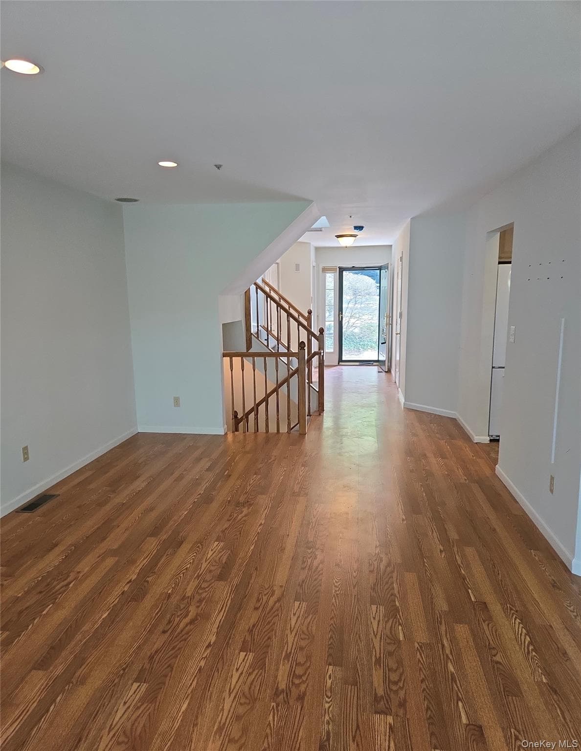 1506 Pondcrest Lane thumbnail 7