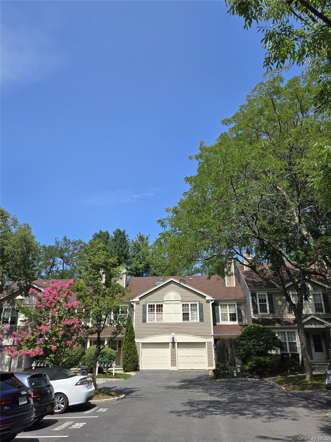 1506 Pondcrest Lane thumbnail 3