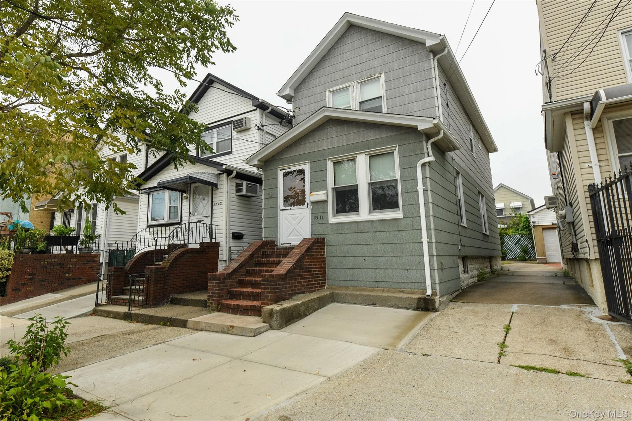 85-11 Sutter Avenue thumbnail 2