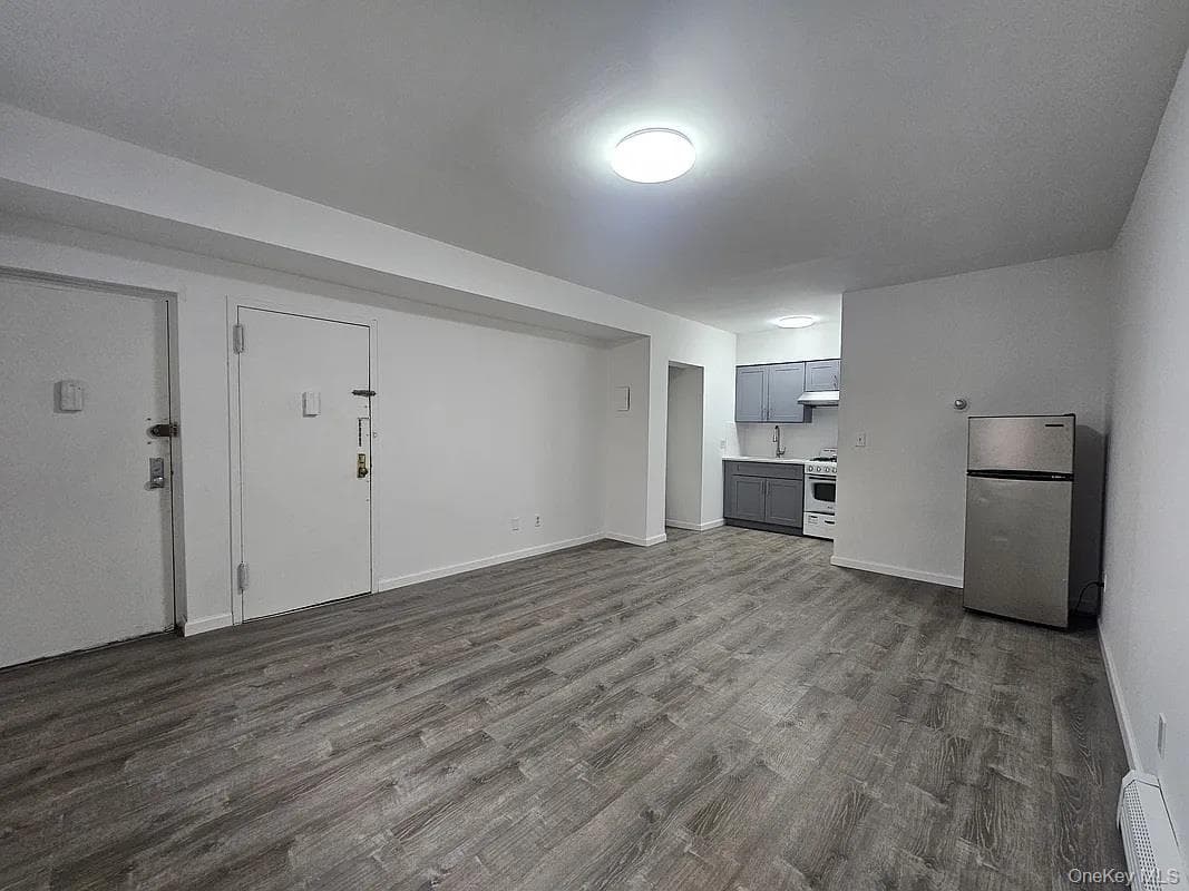 5861 44th Avenue Unit: 1B thumbnail 4