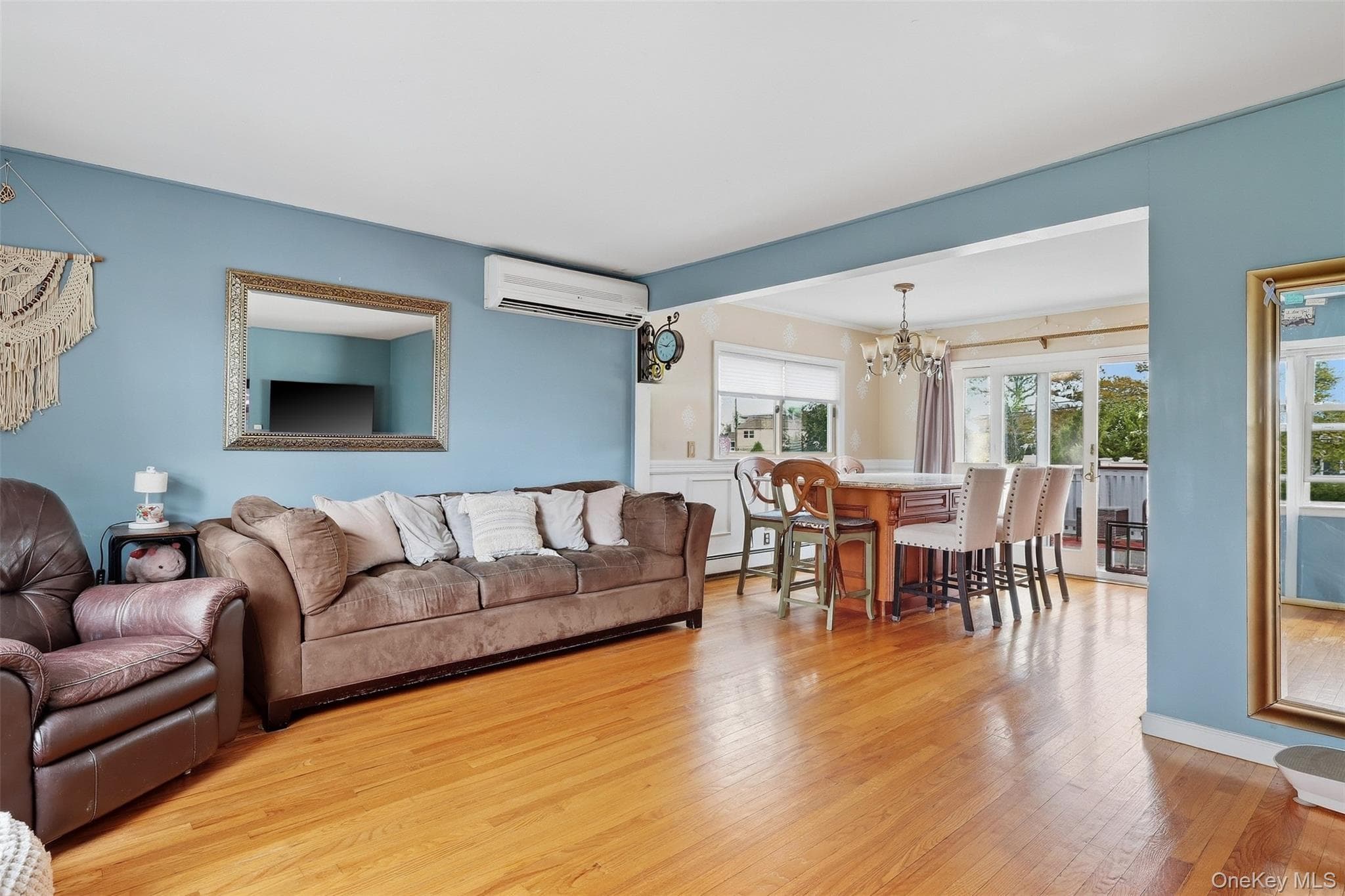 208 Island Parkway thumbnail 5