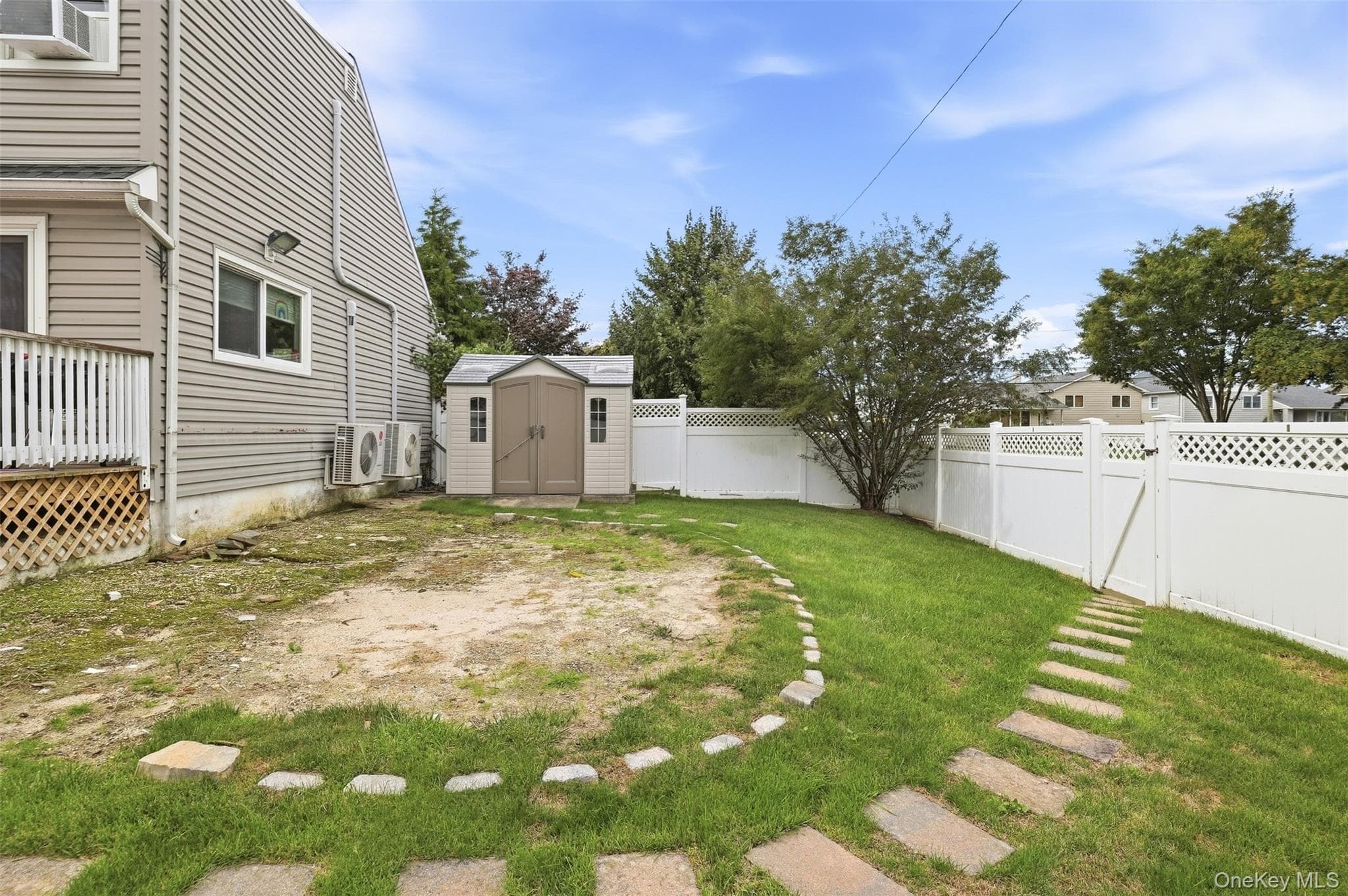208 Island Parkway thumbnail 26