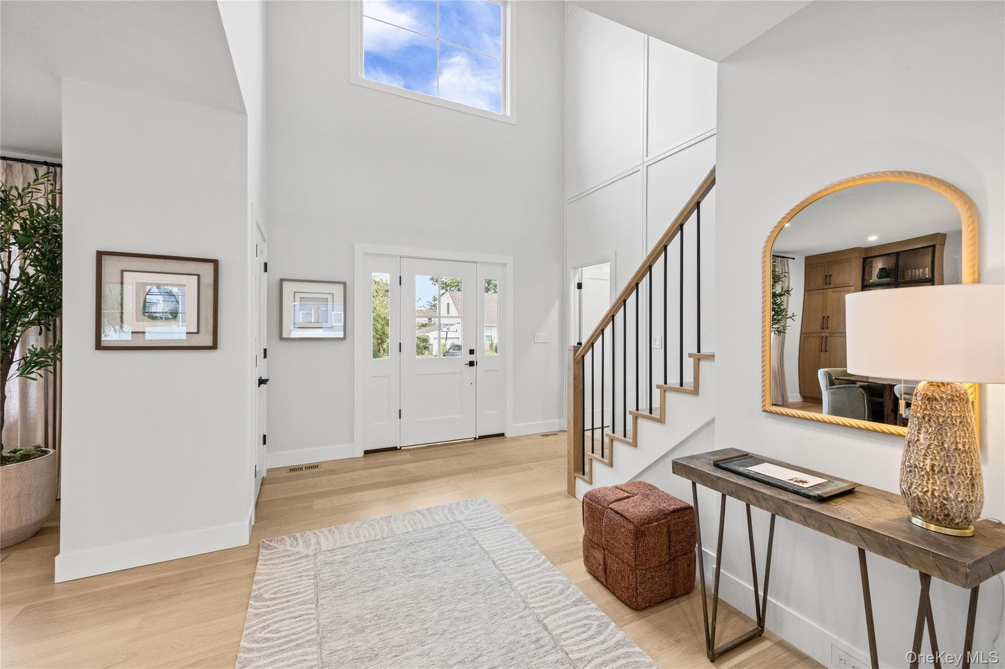746 Blackstone Avenue thumbnail 4