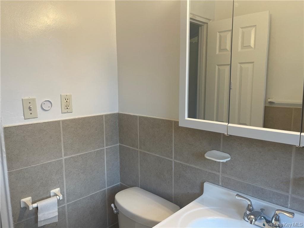 1010 Rottkampt Street Unit: 2 thumbnail 7