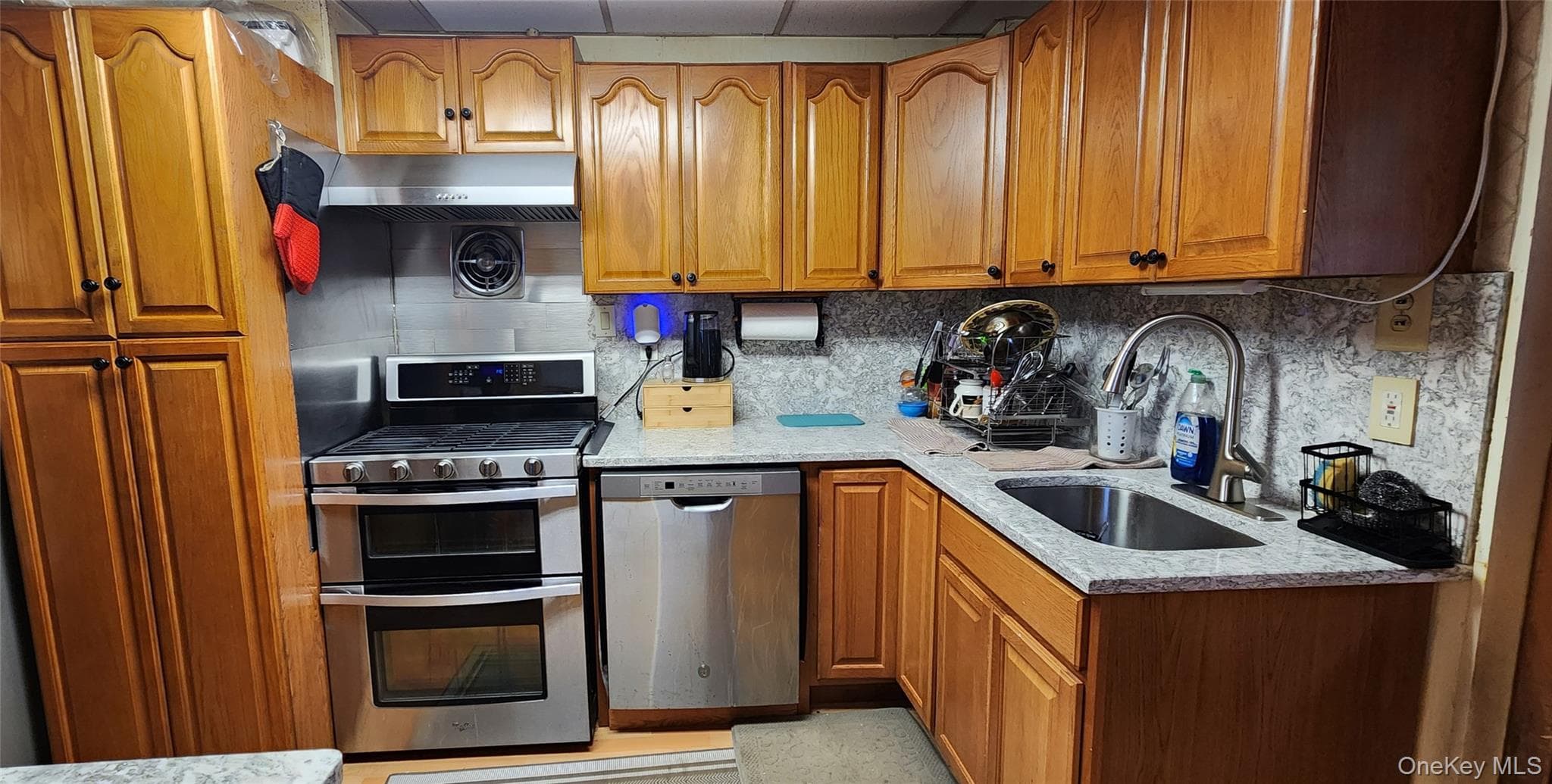 1522 Lurting Avenue thumbnail 8