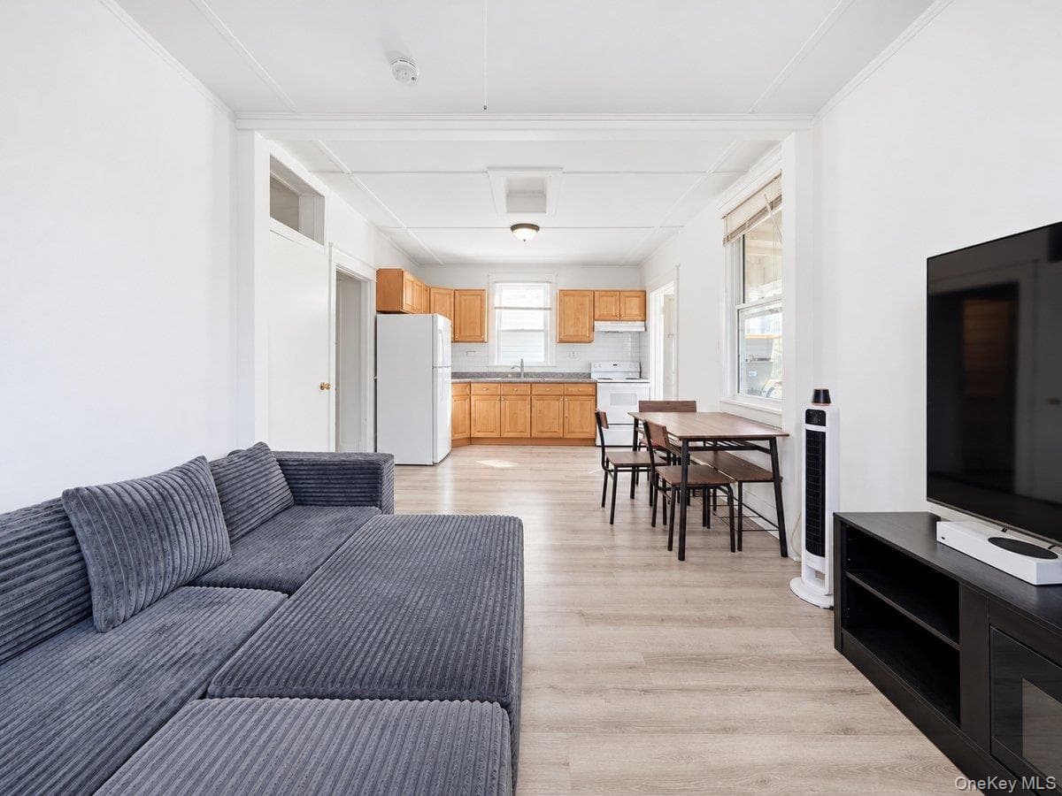 12 Edgewood Avenue thumbnail 14